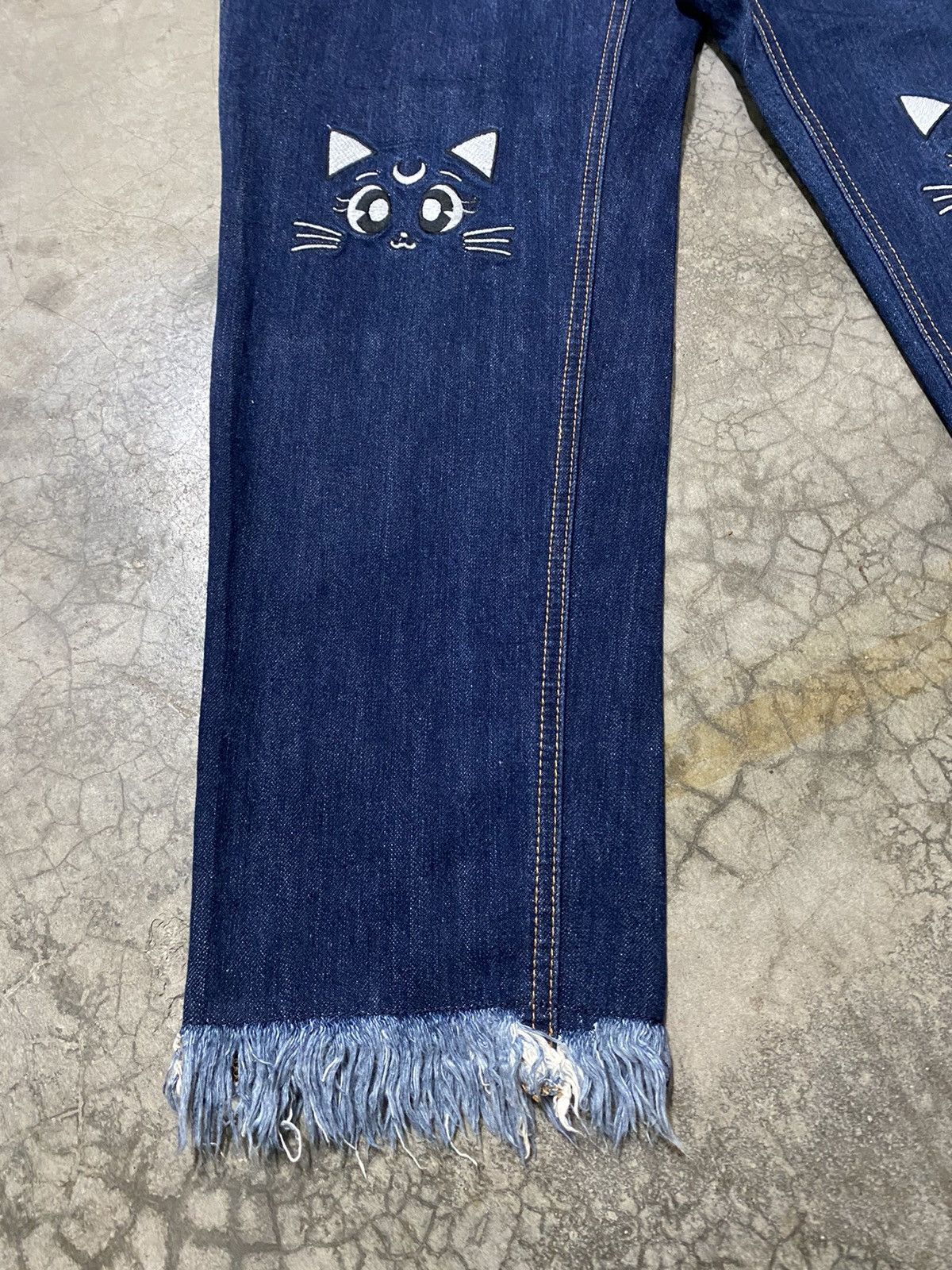Anime Vintage Anime Japan Sailor Moon 25 Anniversary Crop Jeans Size US 28 / EU 44 - 2 Thumbnail