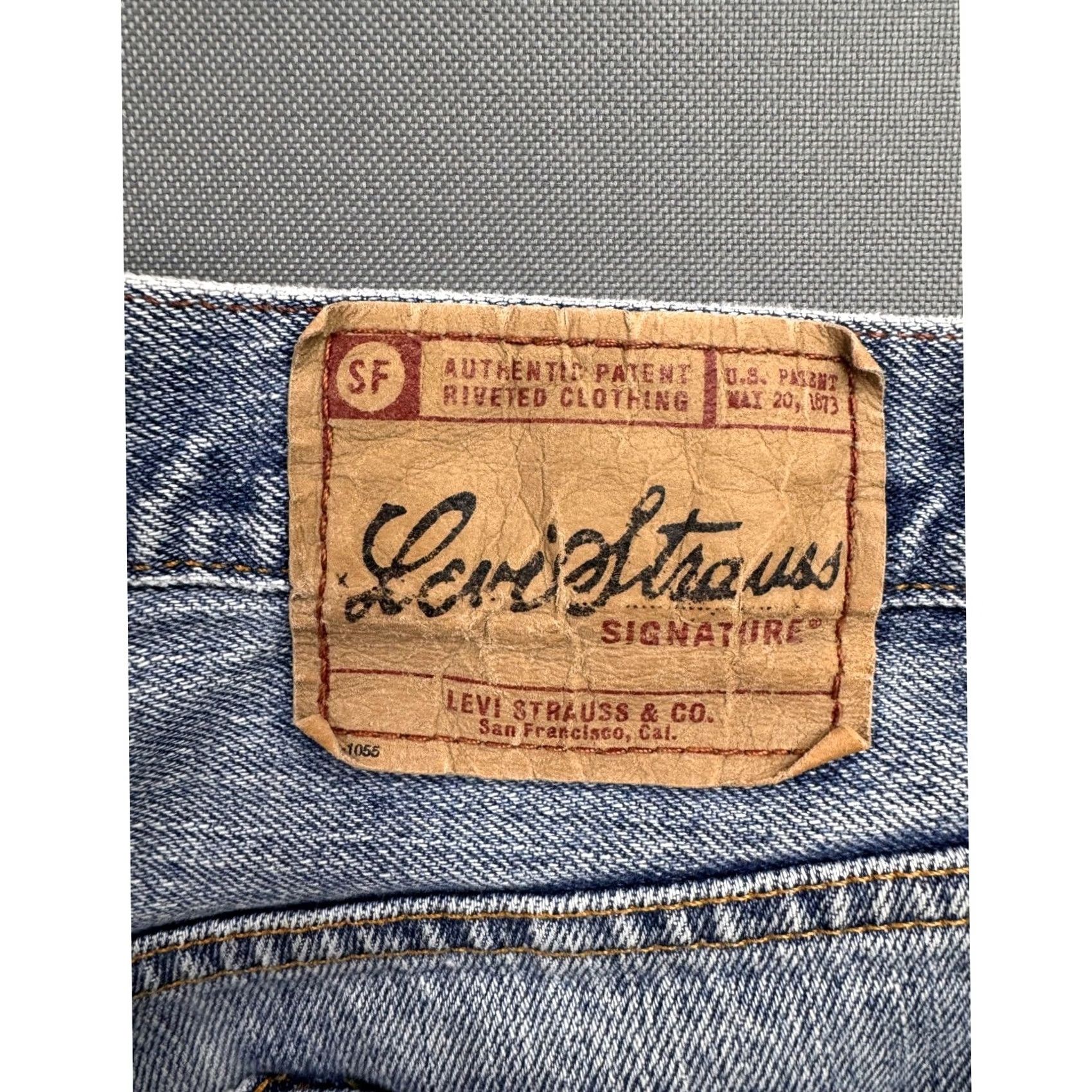 Vintage VINTAGE Levi Strauss Signature Regular Fit Jeans Mens Light Wash Blue Denim 36x32 Size US 36 / EU 52 - 4 Thumbnail