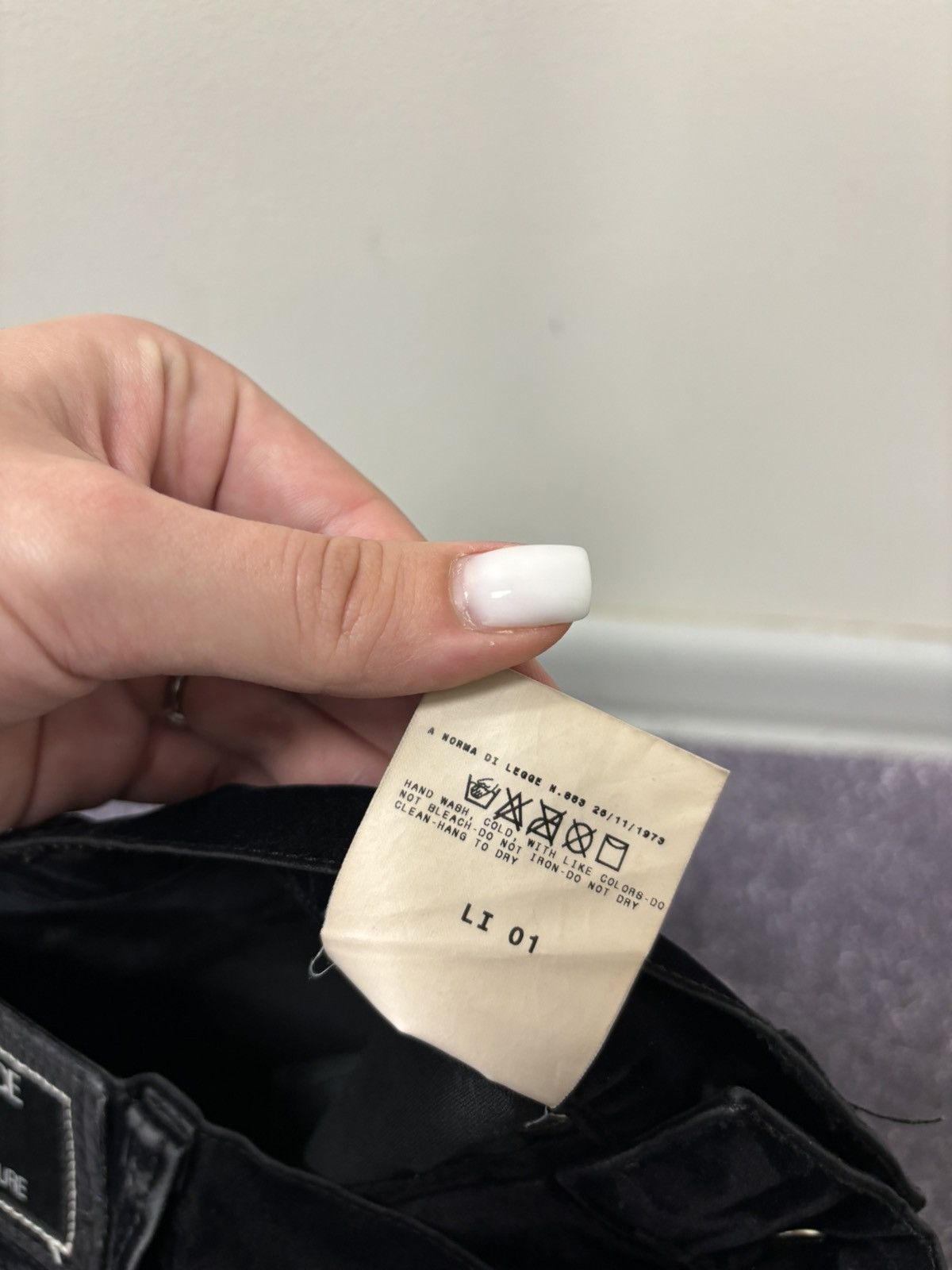 Versace Jeans Couture Vintage Versace Jeans Couture Women’s Medusa Velour Pants Size 26" / US 2 / IT 38 - 15 Thumbnail