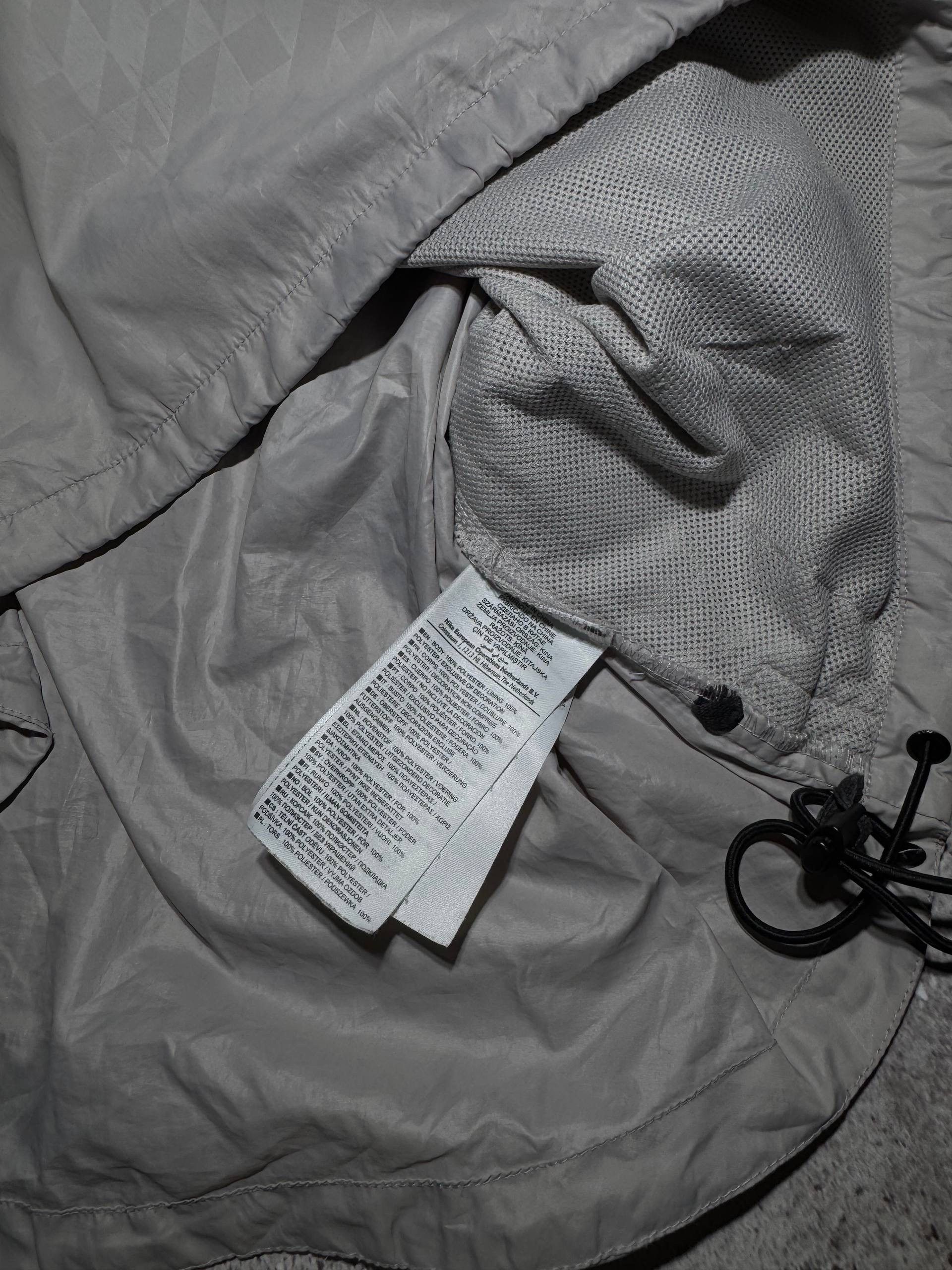 Nike Nike Vintage Anorak Jacket Windbreaker Streetwear Y2K Size US L / EU 52-54 / 3 - 8 Thumbnail