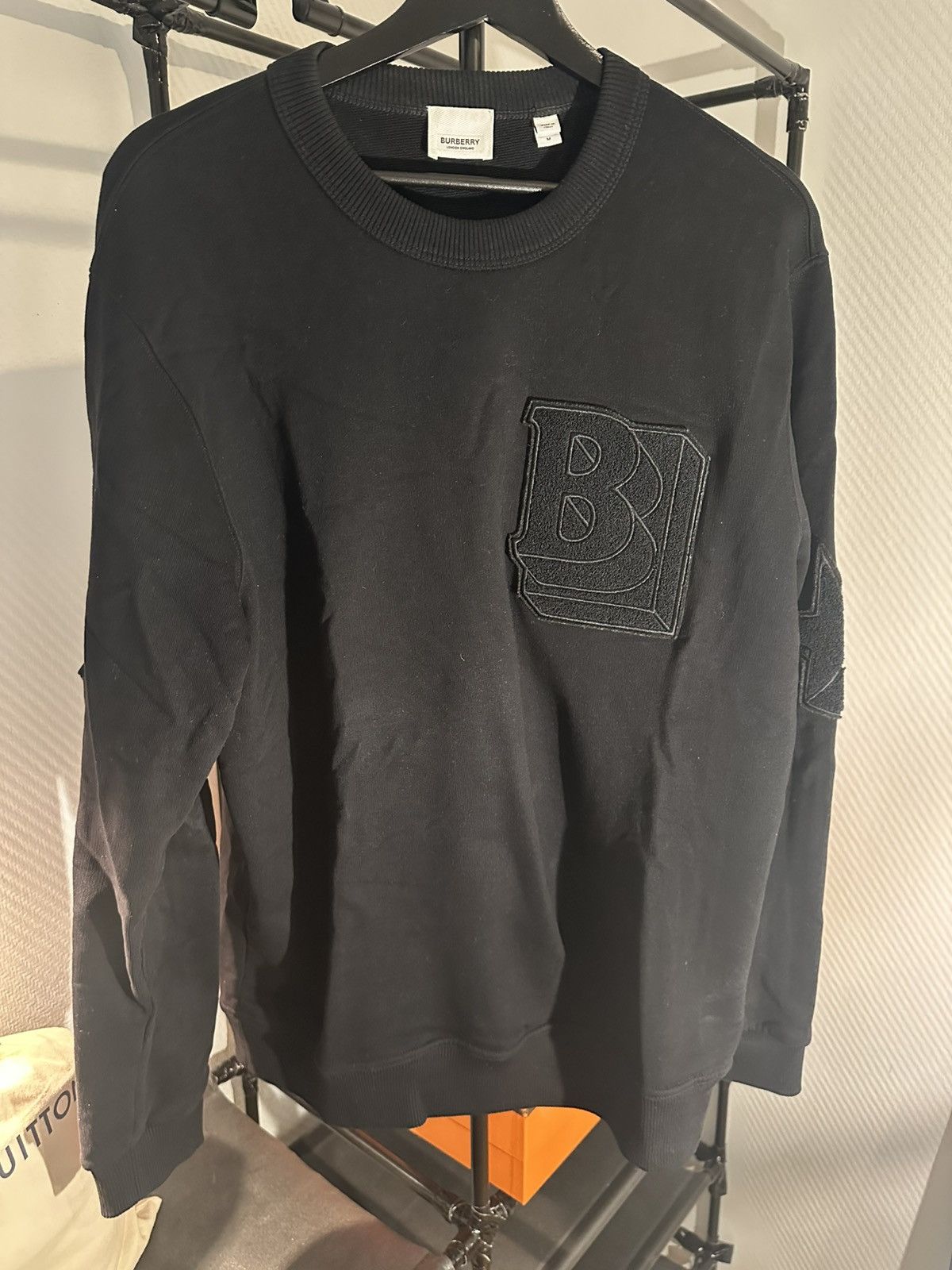 Burberry Burberry “B” Chenille & Star Patch Sweatshirt Black M Size US M / EU 48-50 / 2 - 1 Thumbnail