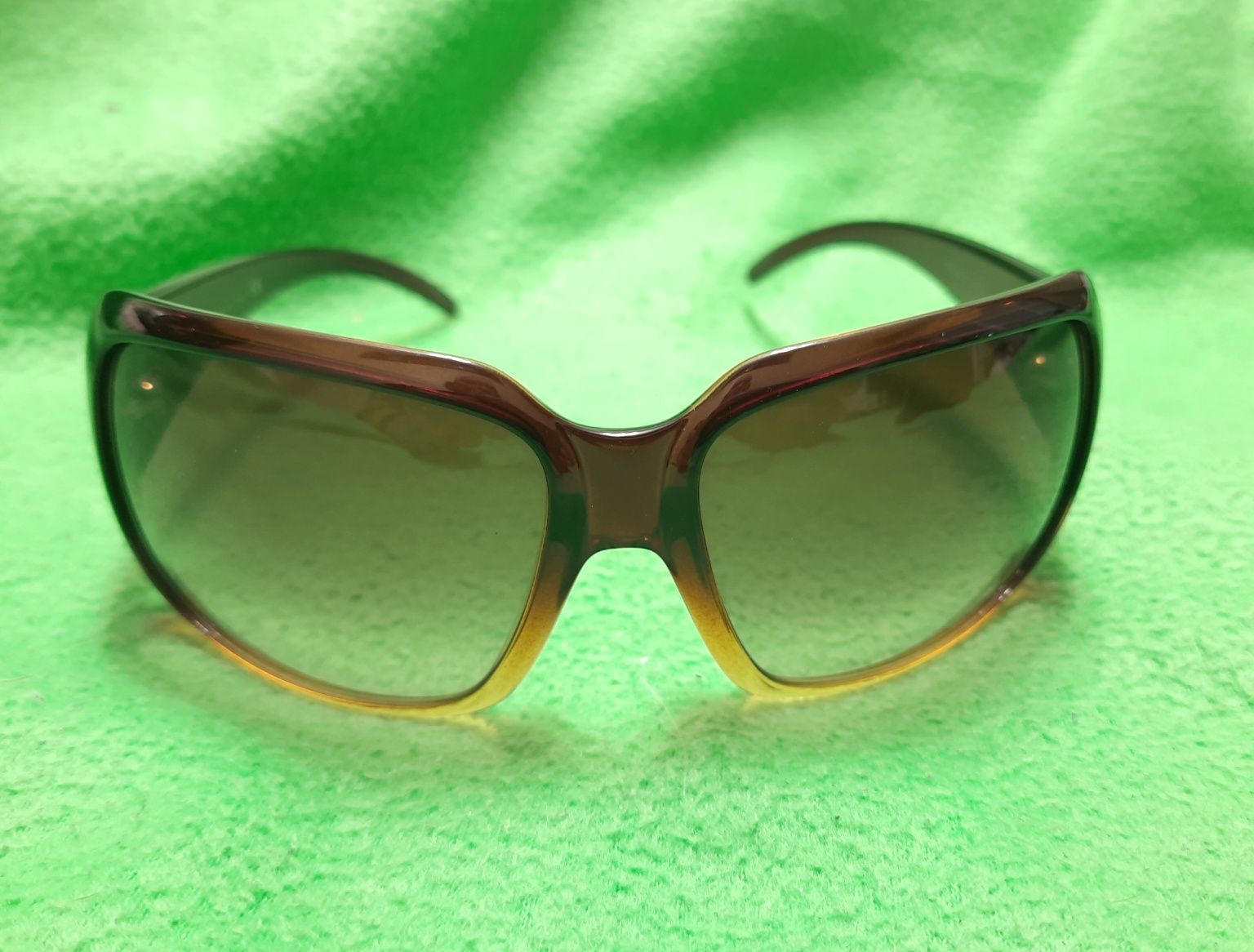 Versace Versace Vintage Classic Round Eye Sunglasses Size ONE SIZE - 2 Thumbnail
