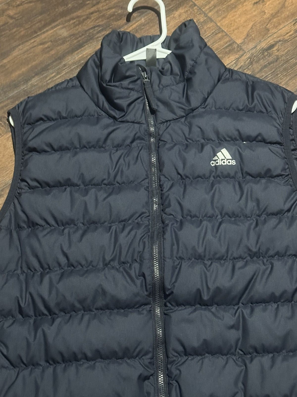 Adidas Adidas puffer Vest Size US M / EU 48-50 / 2 - 2 Thumbnail