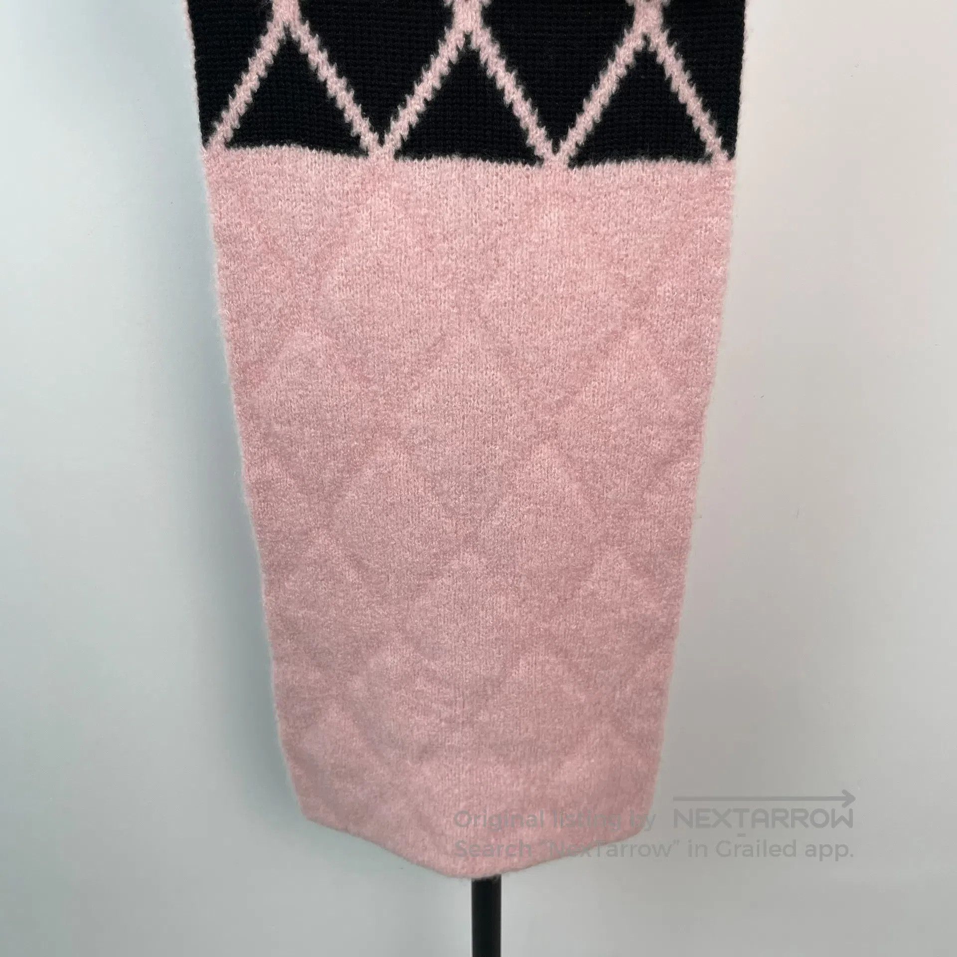 Chanel Chanel Pink and black double C logo lozenge patterned cash Size ONE SIZE - 5 Thumbnail