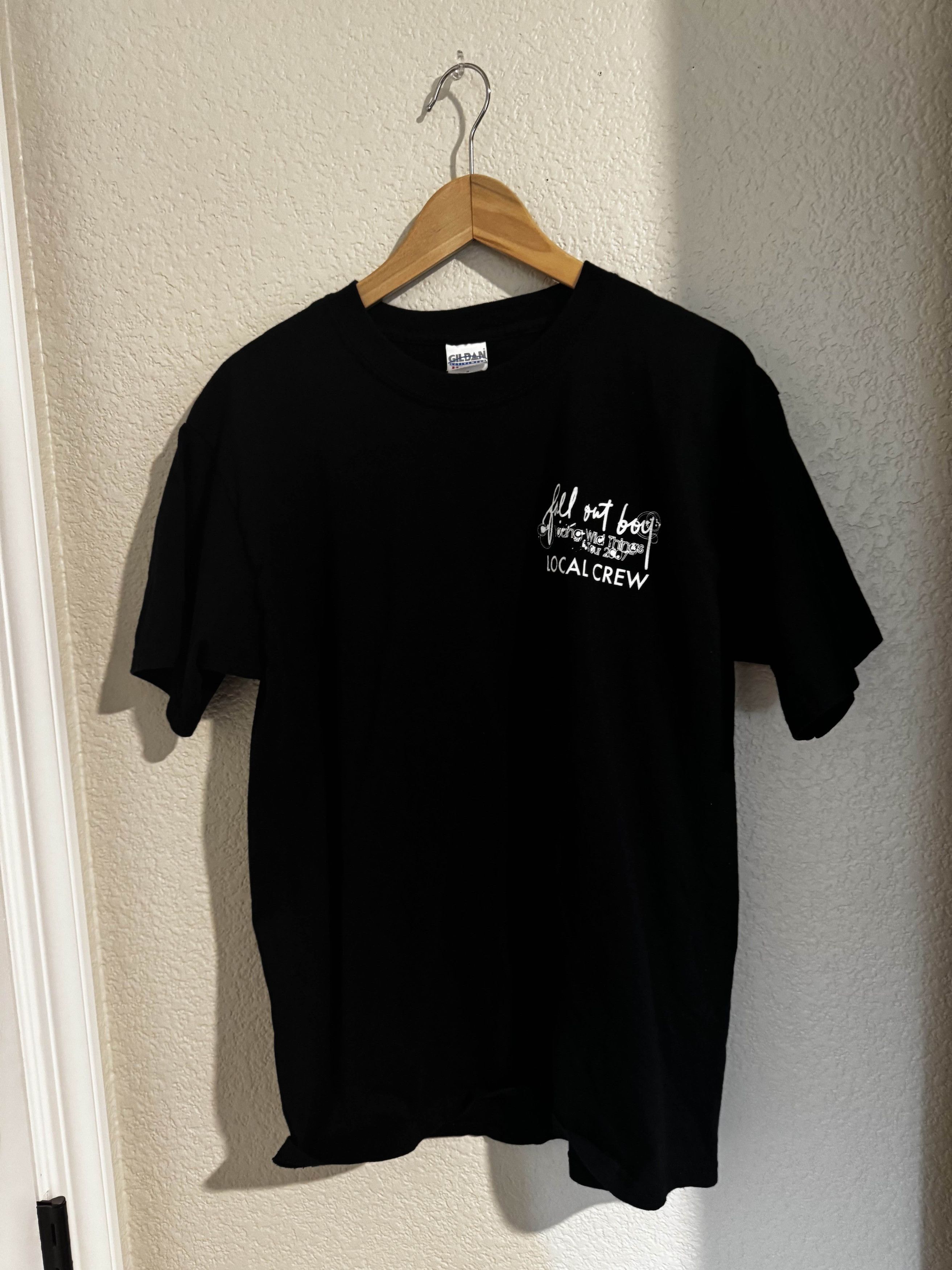 Vintage 2007 Fall Out Boy "Young Wild Things" Tour Crew Shirt Size US L / EU 52-54 / 3 - 1 Thumbnail