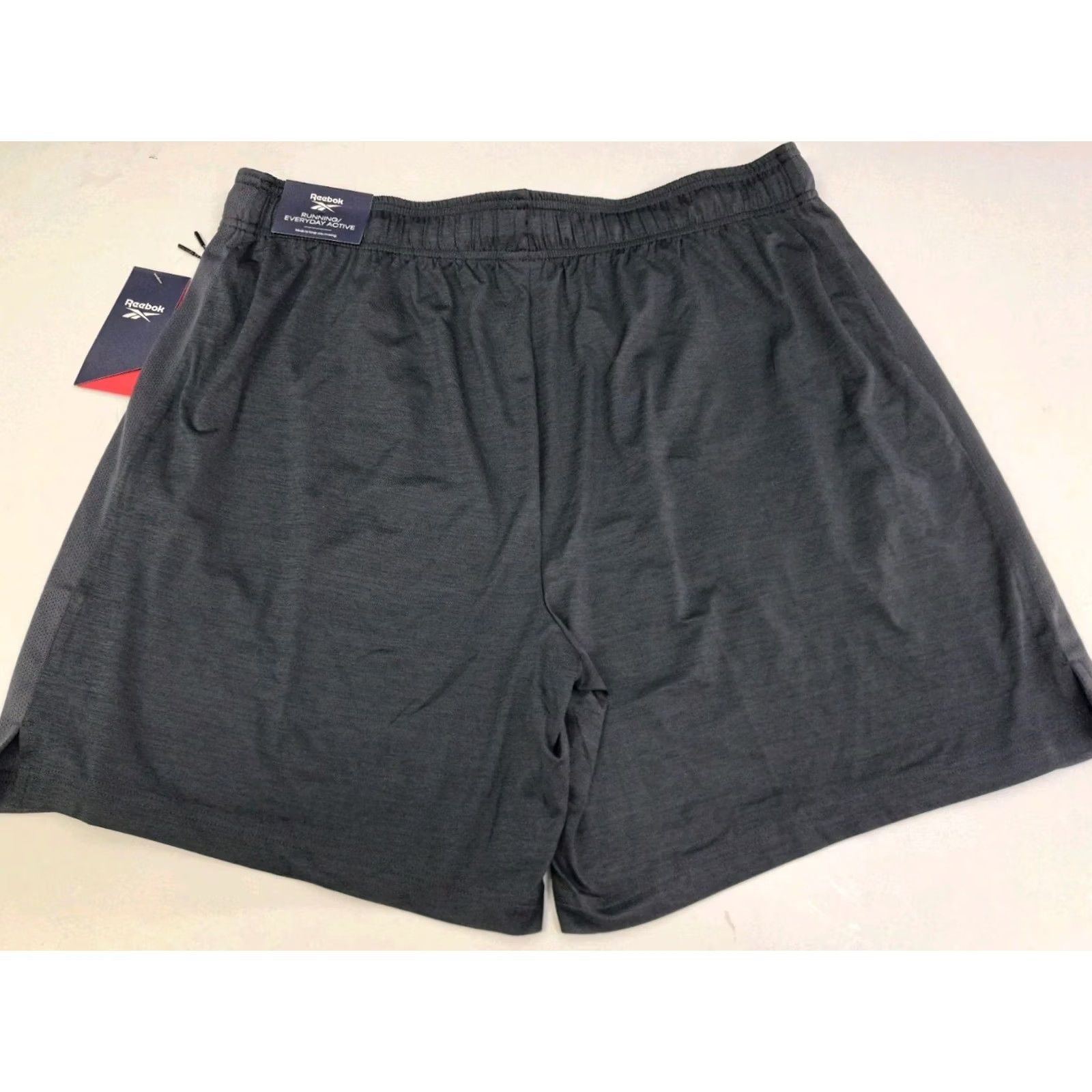 Reebok NWT Reebok Blitz Everyday/Running Active Shorts XL Black/Heather Zip Pockets Drawstring Men Athletic 7in Inseam Size US 36 / EU 52 - 2 Thumbnail