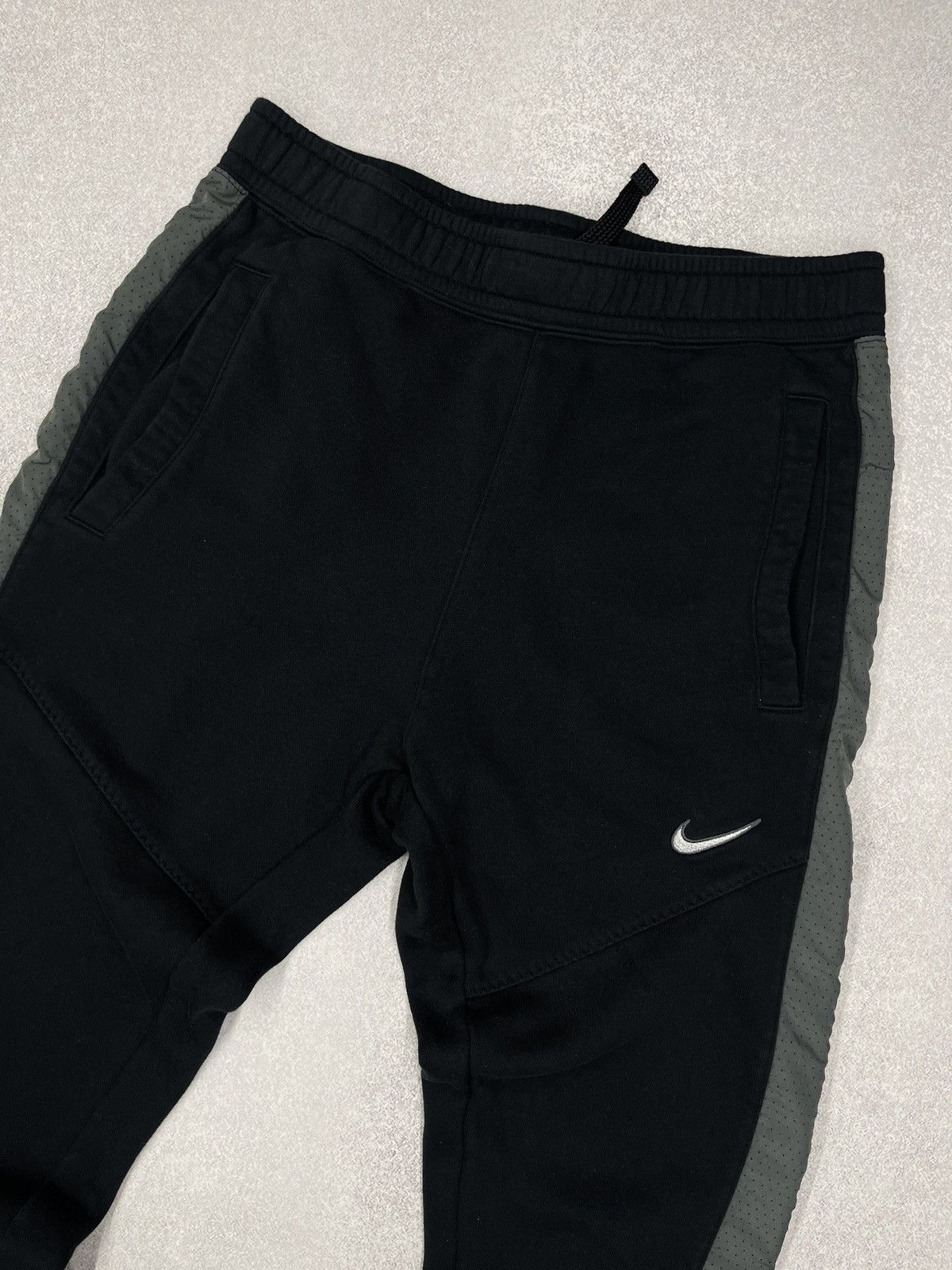 Nike Mens Nike NSW Black Sweatpants Jogger Y2K TECH ACG Size M Size US 32 / EU 48 - 3 Thumbnail
