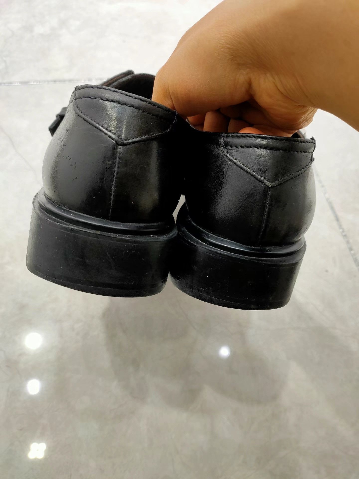 Versace Versace Men's Black Top Layer Cowhide Leather Shoes K29 Size US 6 / EU 39 - 7 Thumbnail