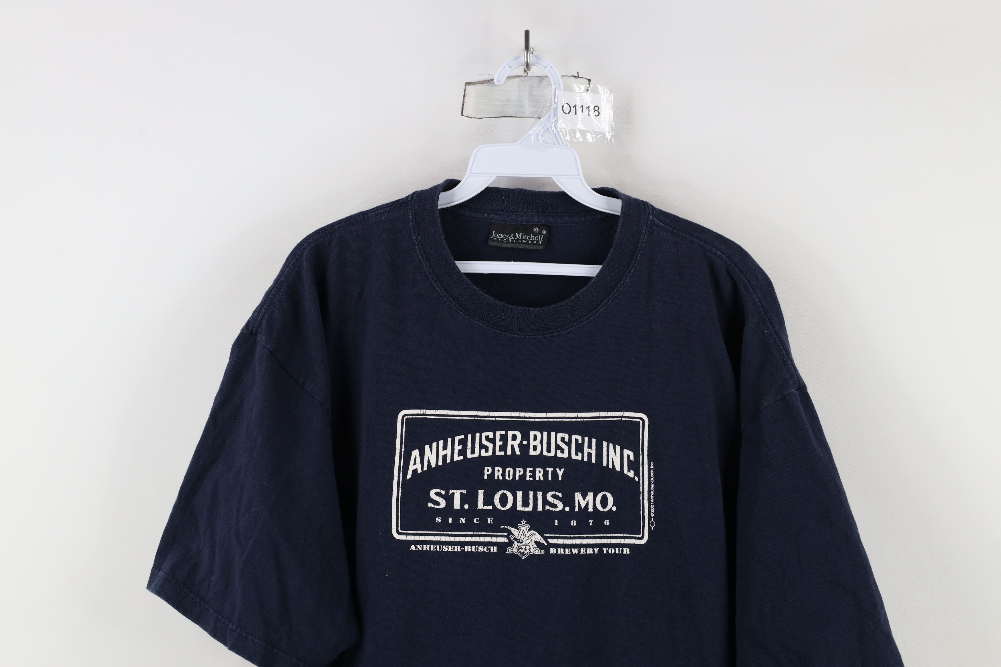 Vintage Vintage Y2K 2001 Anheuser Busch Budweiser Beer T-Shirt USA Size US XL / EU 56 / 4 - 2 Thumbnail