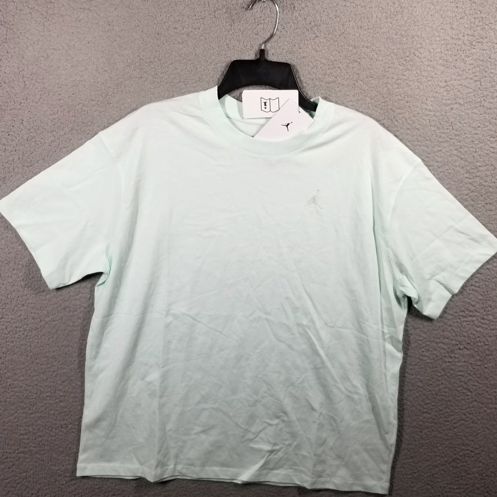 Jordan Brand Nike Women's Air Jordan Essentials Top Large Shirt Mint Green FN4500-394 Rare Size L / US 10 / IT 46 - 4 Thumbnail