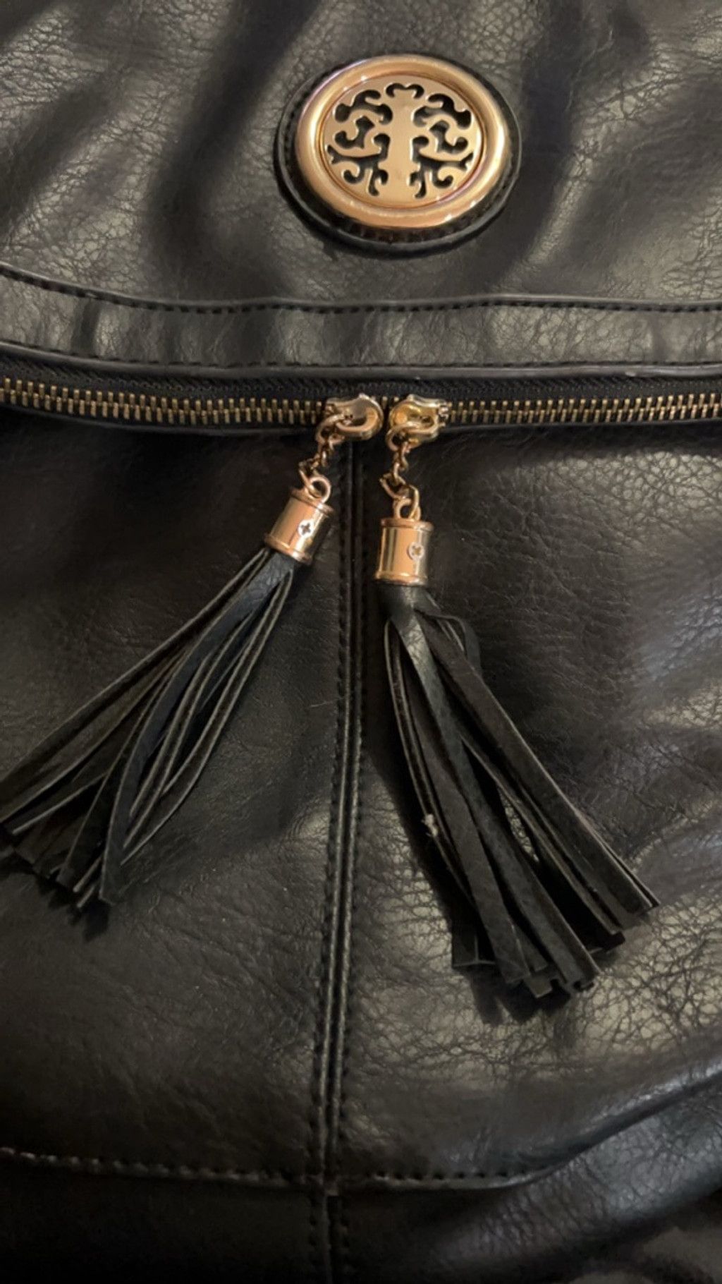 The Unbranded Brand Women's Unbranded Black Crossbody Bag One with Gold Accents Size ONE SIZE - 4 Thumbnail