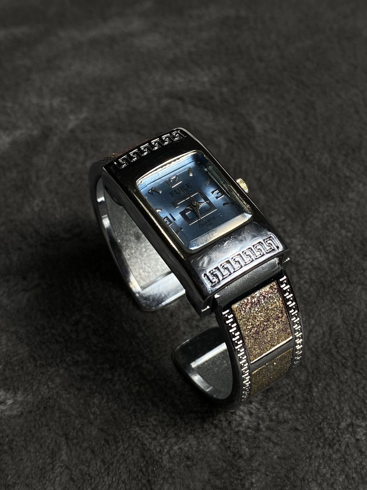 Jewelry x Vintage Futuristic Vintage Japanese Style Fuke Cuff Watch Work 100% in Silver, Men's