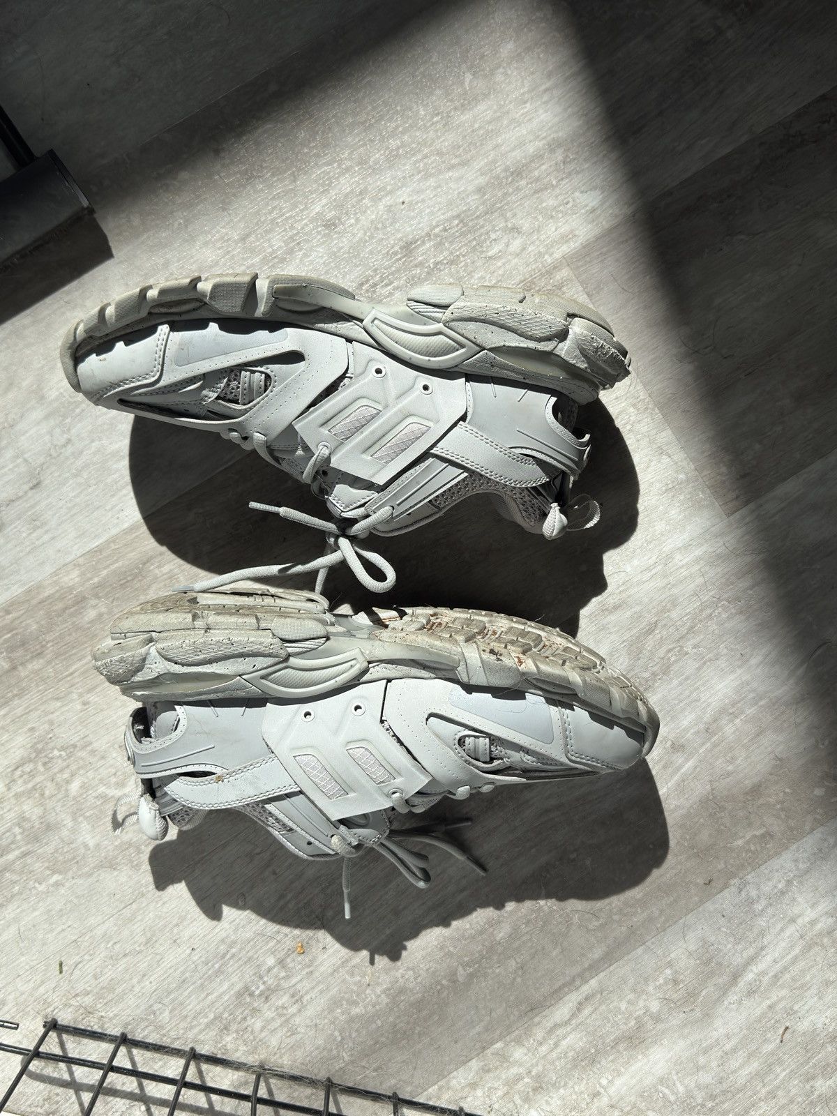 Balenciaga TRIPLE GREY BALENCIAGA TRACK SNEAKER Size US 8 / IT 38 - 5 Thumbnail