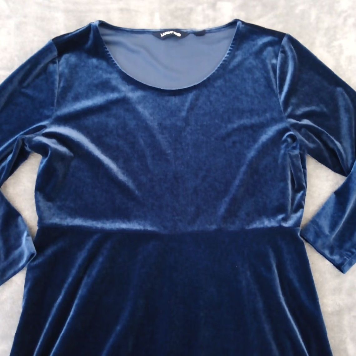 Lands' End Lands' End Dress Large Blue Velvet Fit & Flare 3/4 Sleeve Midi Pullover Women's L Blue Velvet Midi Dress Pullover Size L / US 10 / IT 46 - 3 Thumbnail