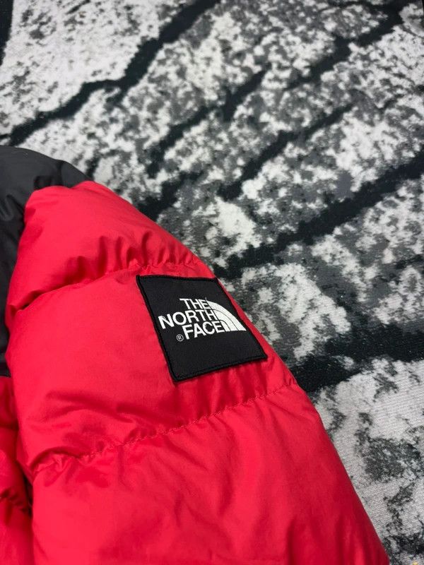 The North Face The North Face Nuptse 700 tnf puffer jacket red L black logo Size US L / EU 52-54 / 3 - 4 Thumbnail