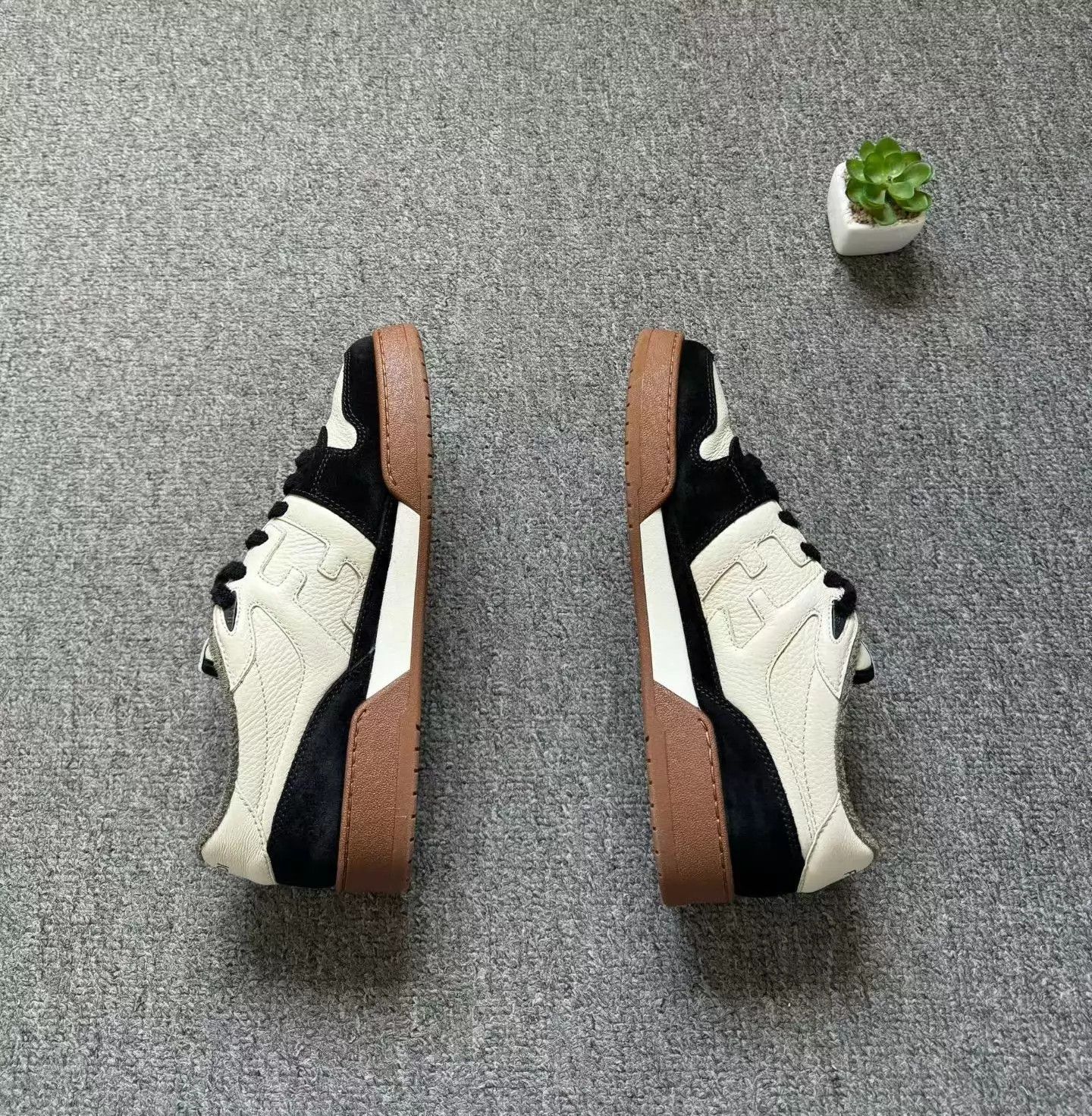 Fendi Fendi Match Sneakers Black White US8 EU38 Worn 2x Size US 8 / IT 38 - 2 Thumbnail