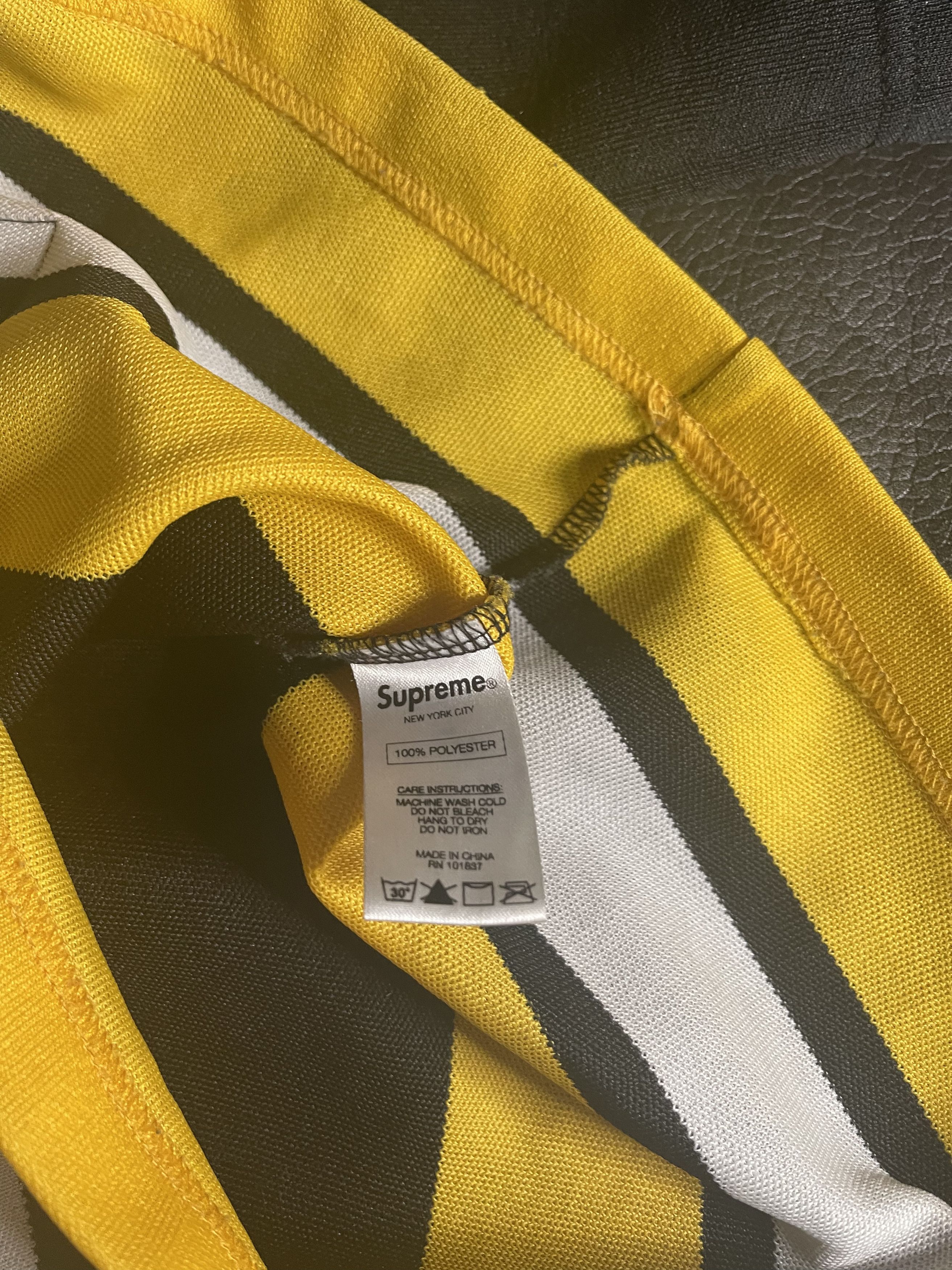 Supreme Supreme Freaky Hockey Jersey Black Yellow SS17 Large Size US L / EU 52-54 / 3 - 18 Thumbnail