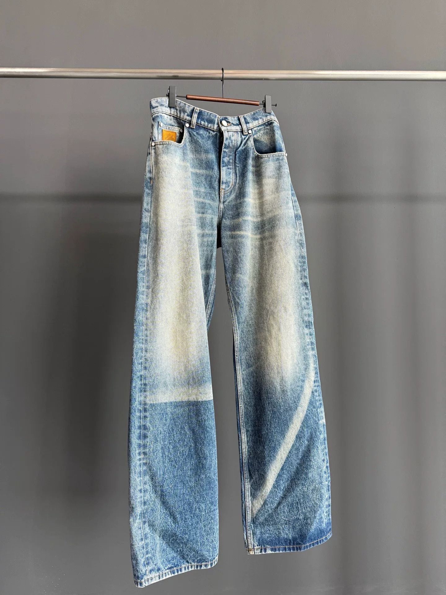 Louis Vuitton Louis Vuitton Blue Denim Jeans 28 Men Size US 28 / EU 44 - 1 Thumbnail