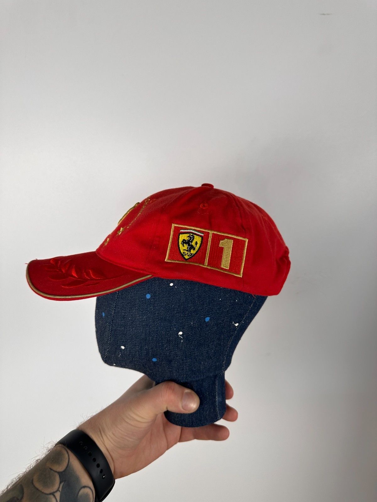 Ferrari Vintage 2001 Michael Schumacher Ferrari team Cap One Size Size ONE SIZE - 3 Thumbnail