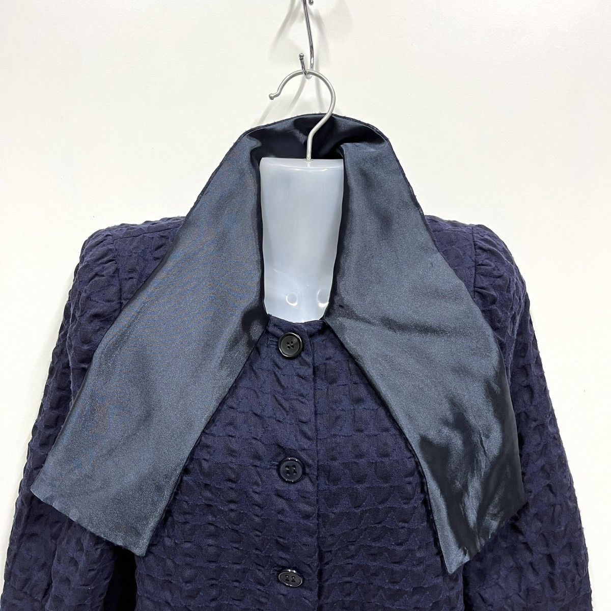 Emporio Armani Emporio Armani Runway Wool Blouse Shirt Top Button Up Size M / US 6-8 / IT 42-44 - 5 Thumbnail