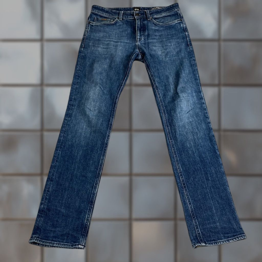 Hugo Boss HUGO BOSS Jeans Slim Fit 32 32 Dark Wash Blue Denim 5-Pocket Tapered Men Louisville Delaware Size US 32 / EU 48 - 1 Thumbnail