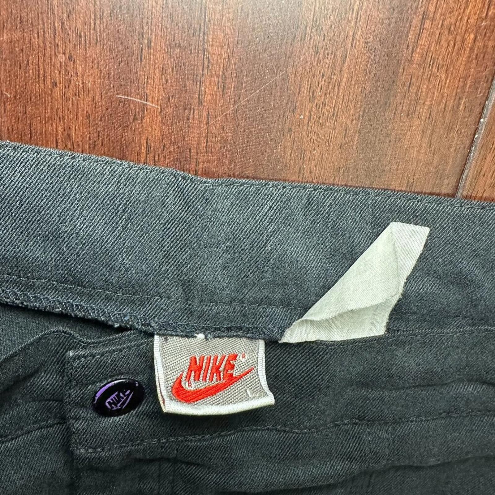 Nike Vintage pair of mens Nike Bike Riding shorts 6/10 condition Size US 34 / EU 50 - 4 Thumbnail