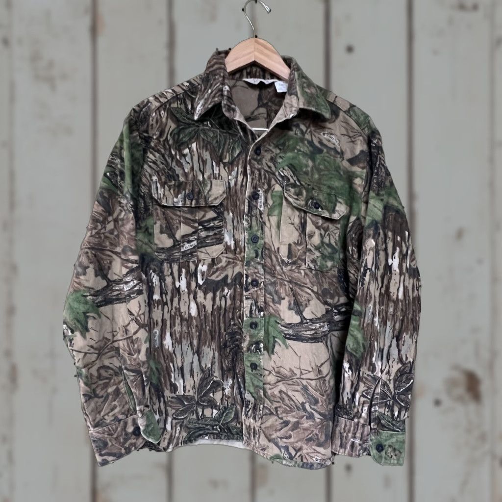 Realtree VINTAGE Realtree Shirt Mens LT Big & Tall Button-Up Camouflage Pockets Long Sleeve Collared Button-Down Size US L / EU 52-54 / 3 - 1 Thumbnail