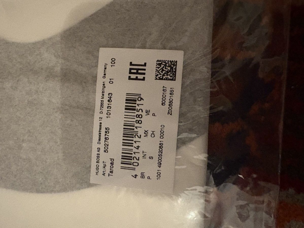 Hugo Boss The “&” T-shirt by Hugo boss Size S / US 4 / IT 40 - 4 Thumbnail