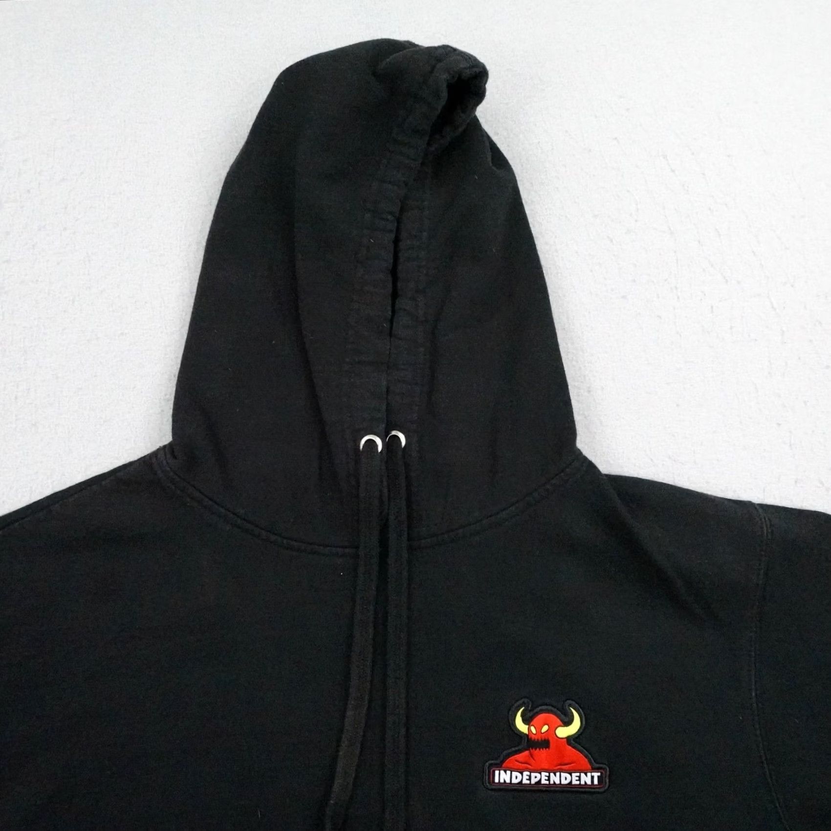 Vintage Independent Hoodie Mens Medium Black Toy Machine Skateboarding Trucks Sweatshirt Size US M / EU 48-50 / 2 - 2 Thumbnail