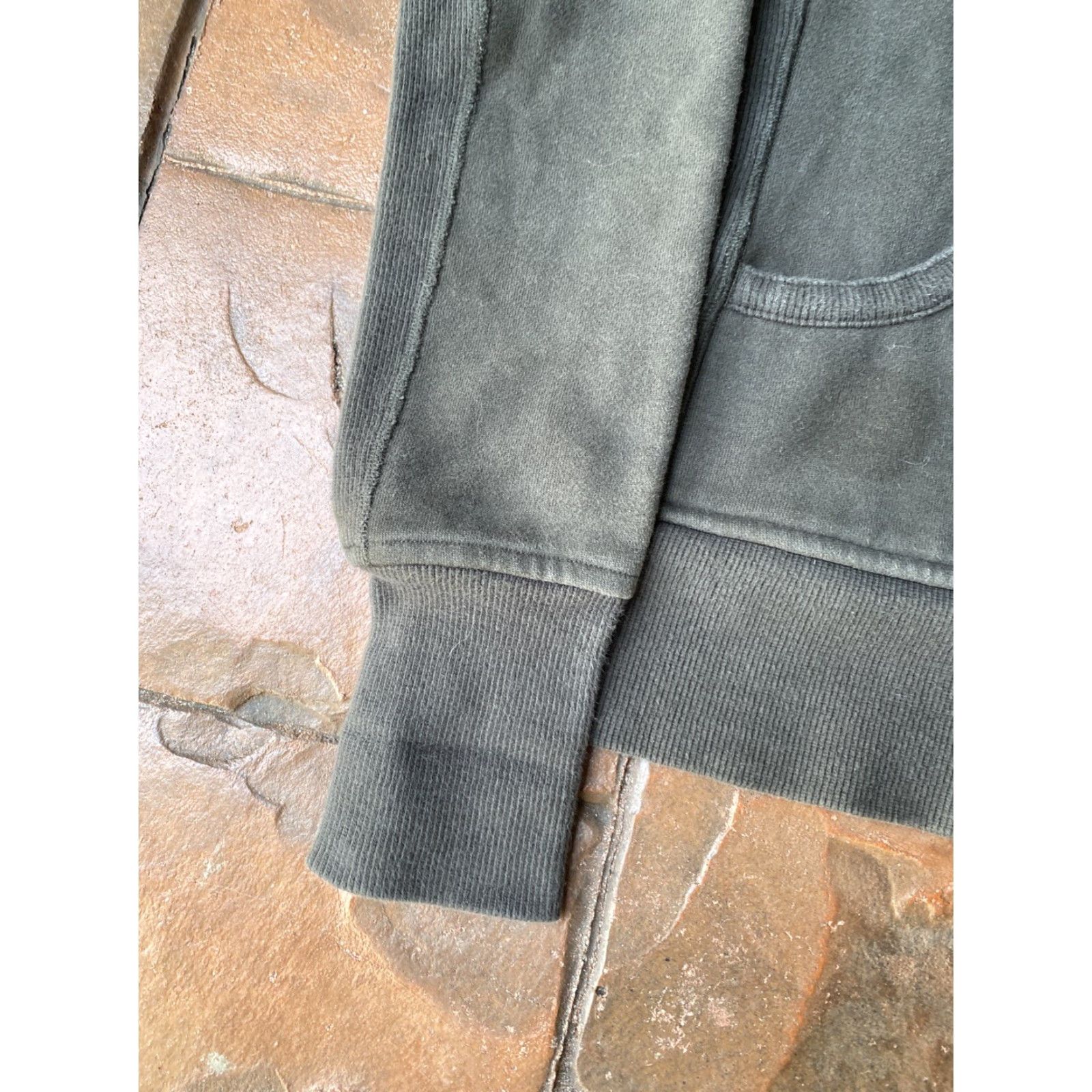 Lululemon Lululemon Scuba Hoodie Sweatshirt Women's 6 Green Full Zip Fleece Lined Shirt Regular Activewear Gym & Training Ladies 6 Green Full Zip Scuba Hoodie Size M / US 6-8 / IT 42-44 - 4 Thumbnail
