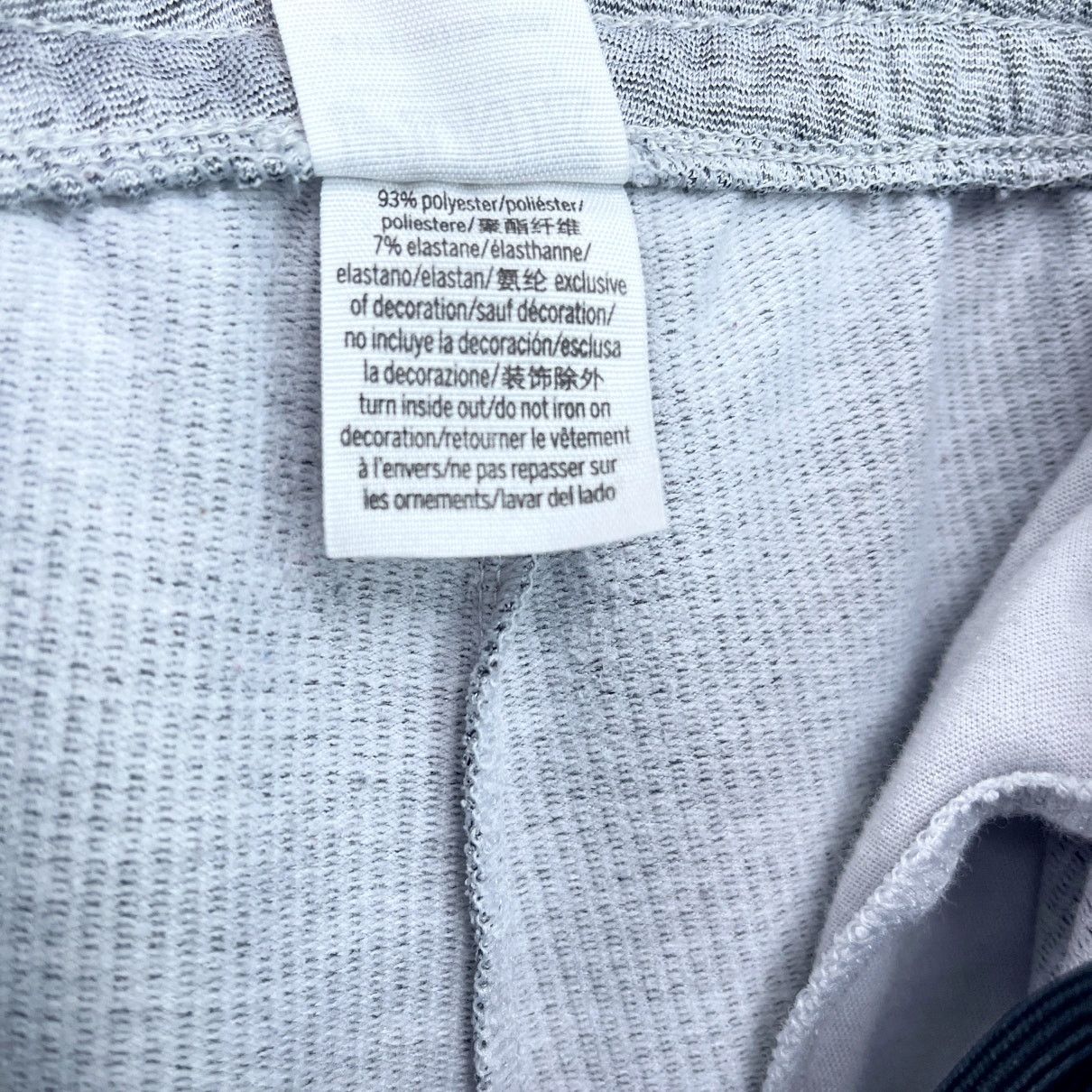 Victoria's Secret PINK Victorias Secret Logo Jogger Sweatpants Gray Athleisure Size 26" / US 2 / IT 38 - 8 Thumbnail