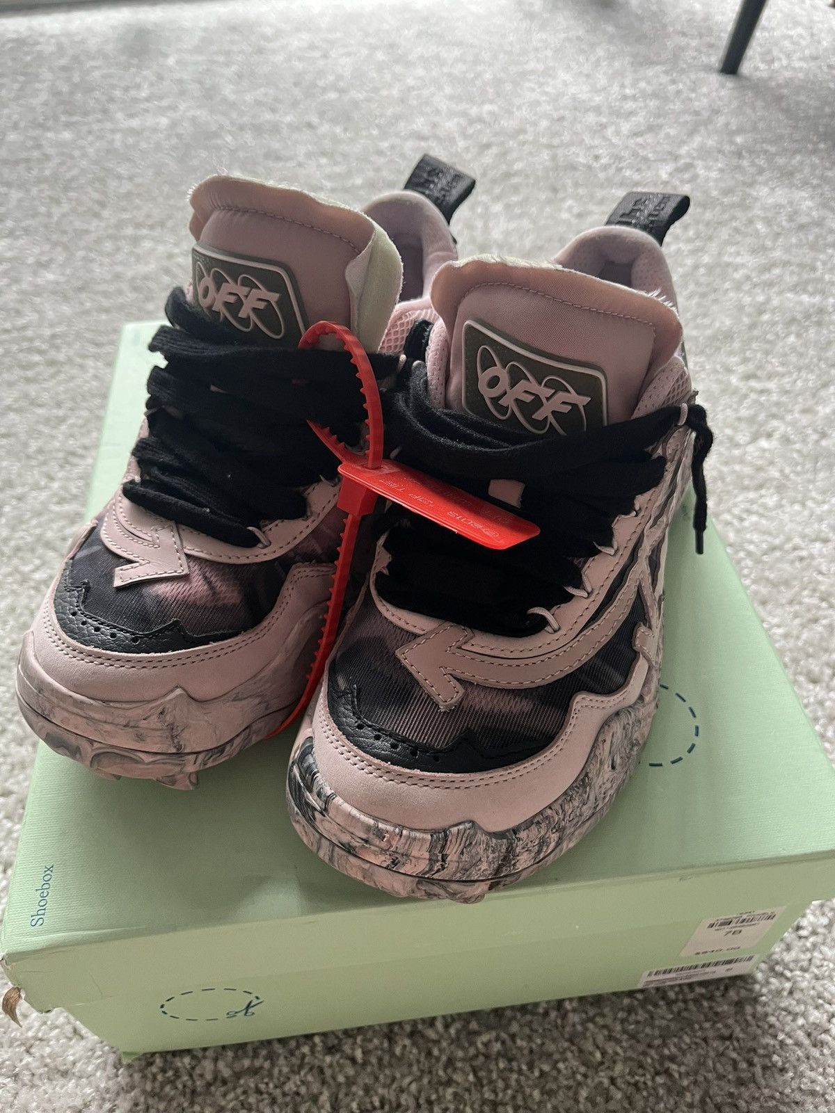 Off-White Off white odsy-1000 Size US 7 / IT 37 - 2 Thumbnail