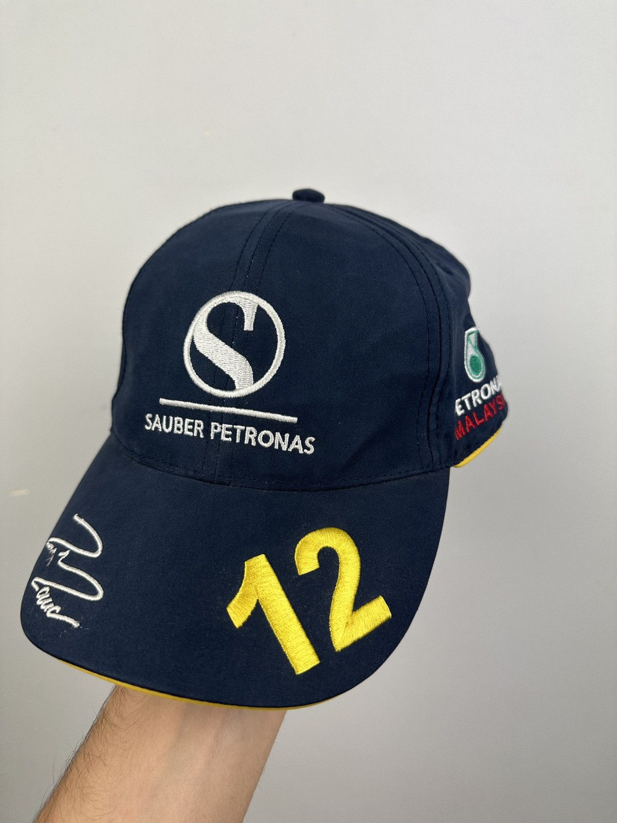 Formula 1 × Red Bull × Vintage Vintage Red Bull Sauber Petronas Racing Cap Size ONE SIZE - 5 Thumbnail