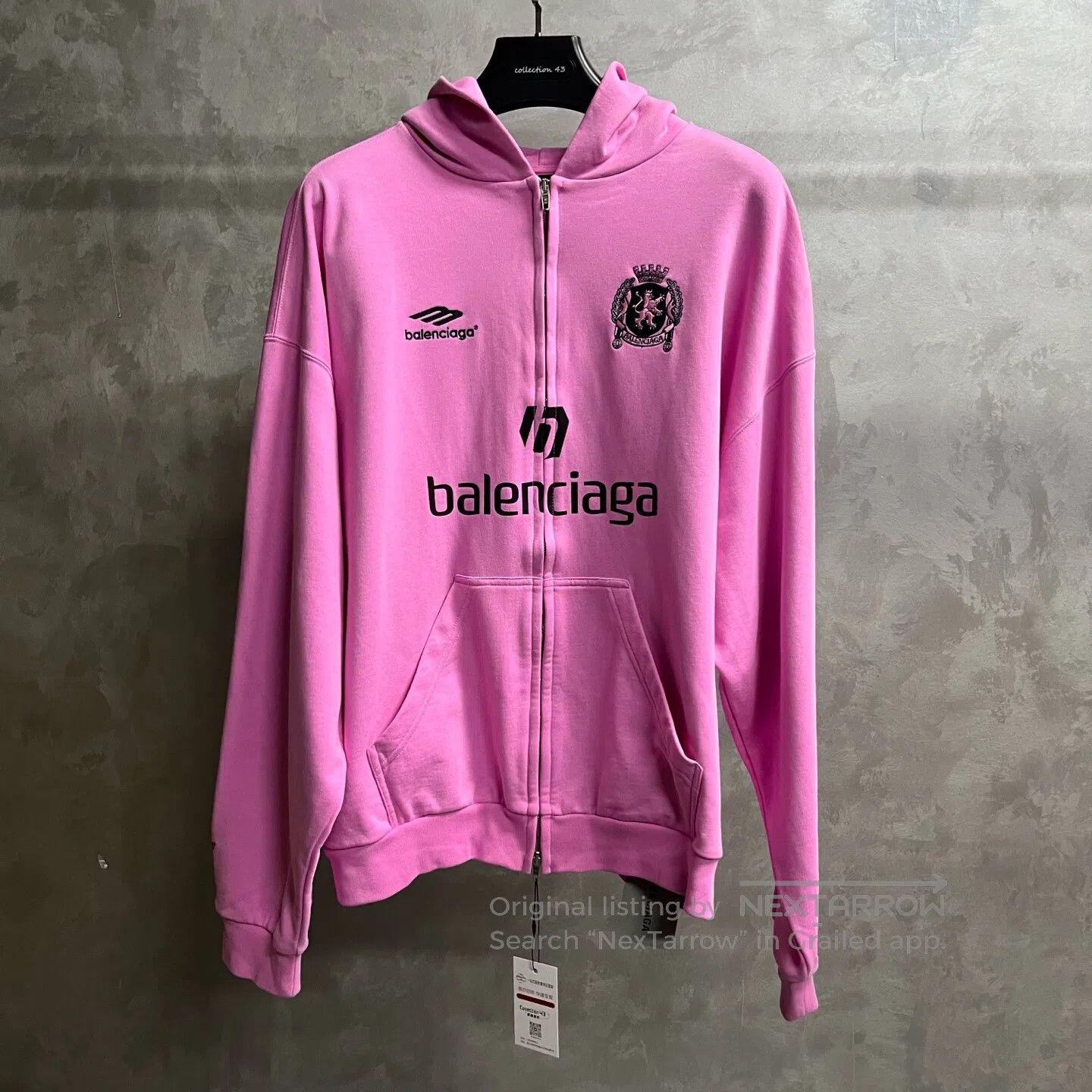 Balenciaga Balenciaga Alphabet and number printed hooded, zipperpered Size US M / EU 48-50 / 2 - 1 Thumbnail