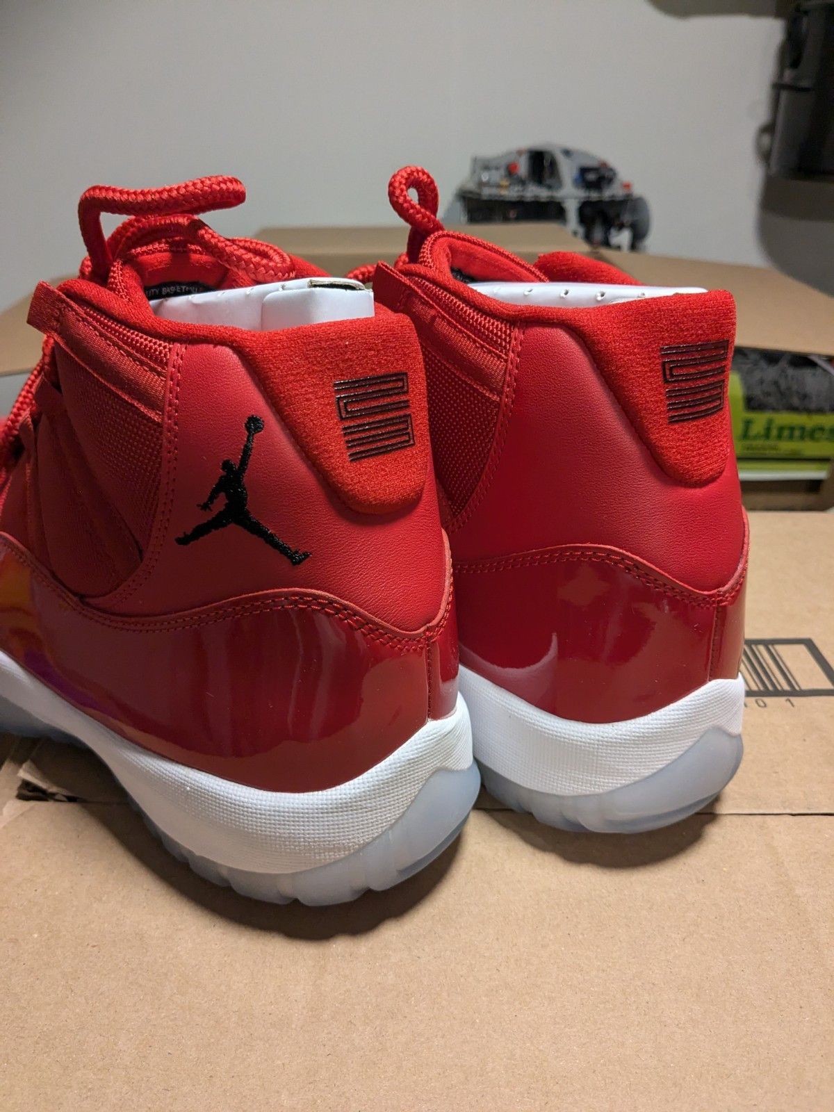 Jordan Brand Jordan 11 Retro Win Like 96 378037623 Size 13 Men New No Box Size US 13 / EU 46 - 4 Thumbnail