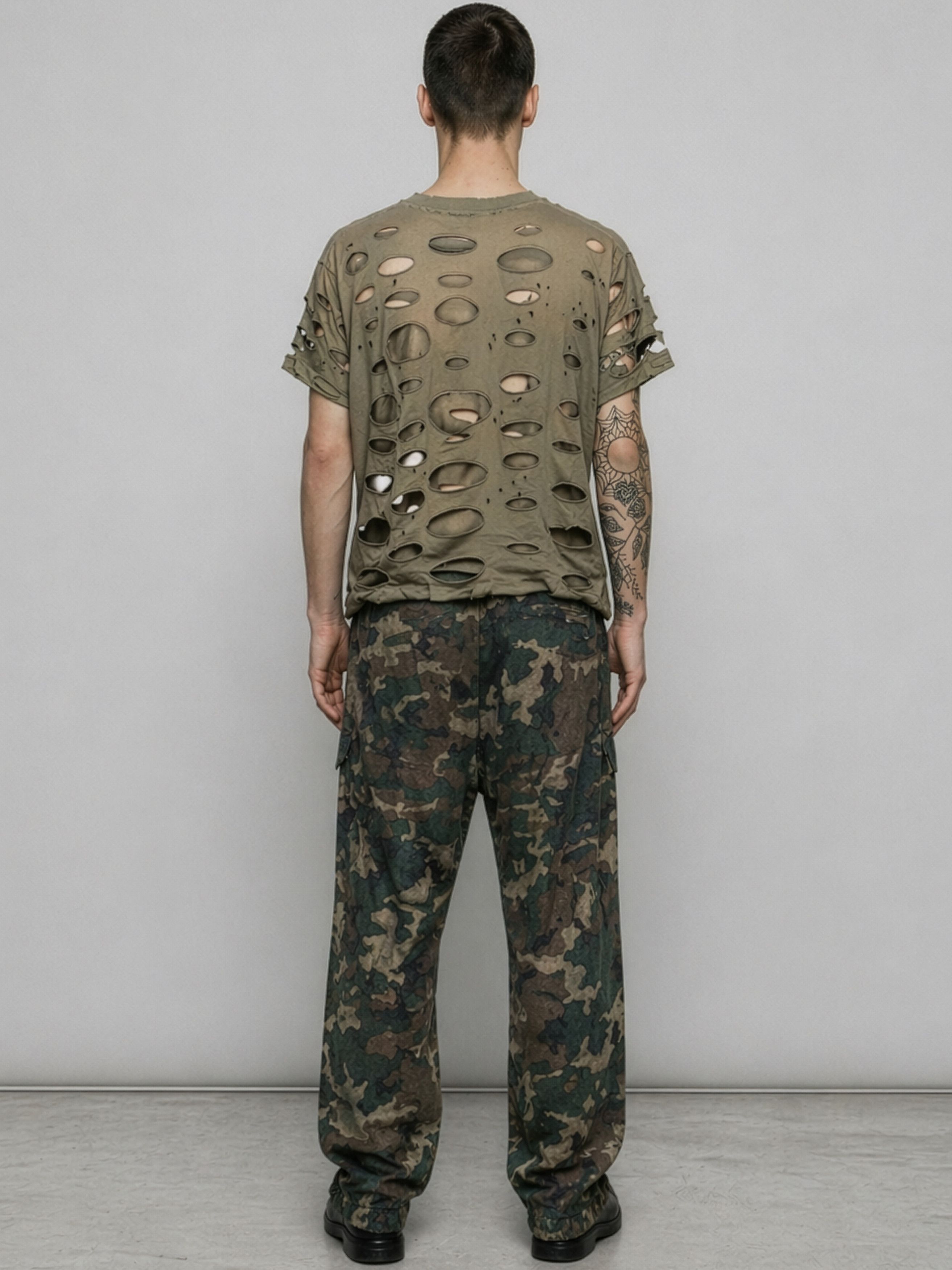 Givenchy Runway FW'23 Oversized Camouflage Cargo Trousers Size US 32 / EU 48 - 2 Thumbnail