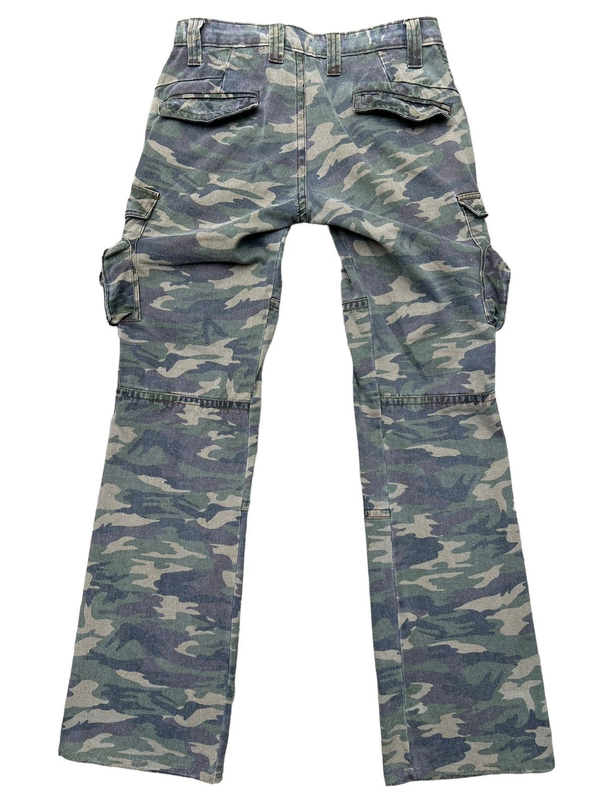 semanticdesign SD Flare Japan Multipocket Camo Lowrise Pants 31x33 Size US 31 - 4 Thumbnail