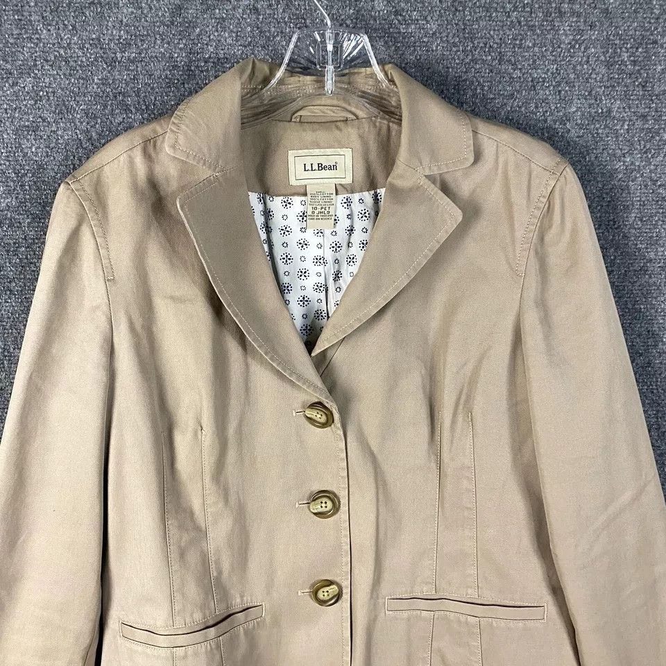 L.L. Bean LL Bean Coat Women's Size 10 Petite Tan 100% Cotton Adults Size L / US 10 / IT 46 - 2 Thumbnail