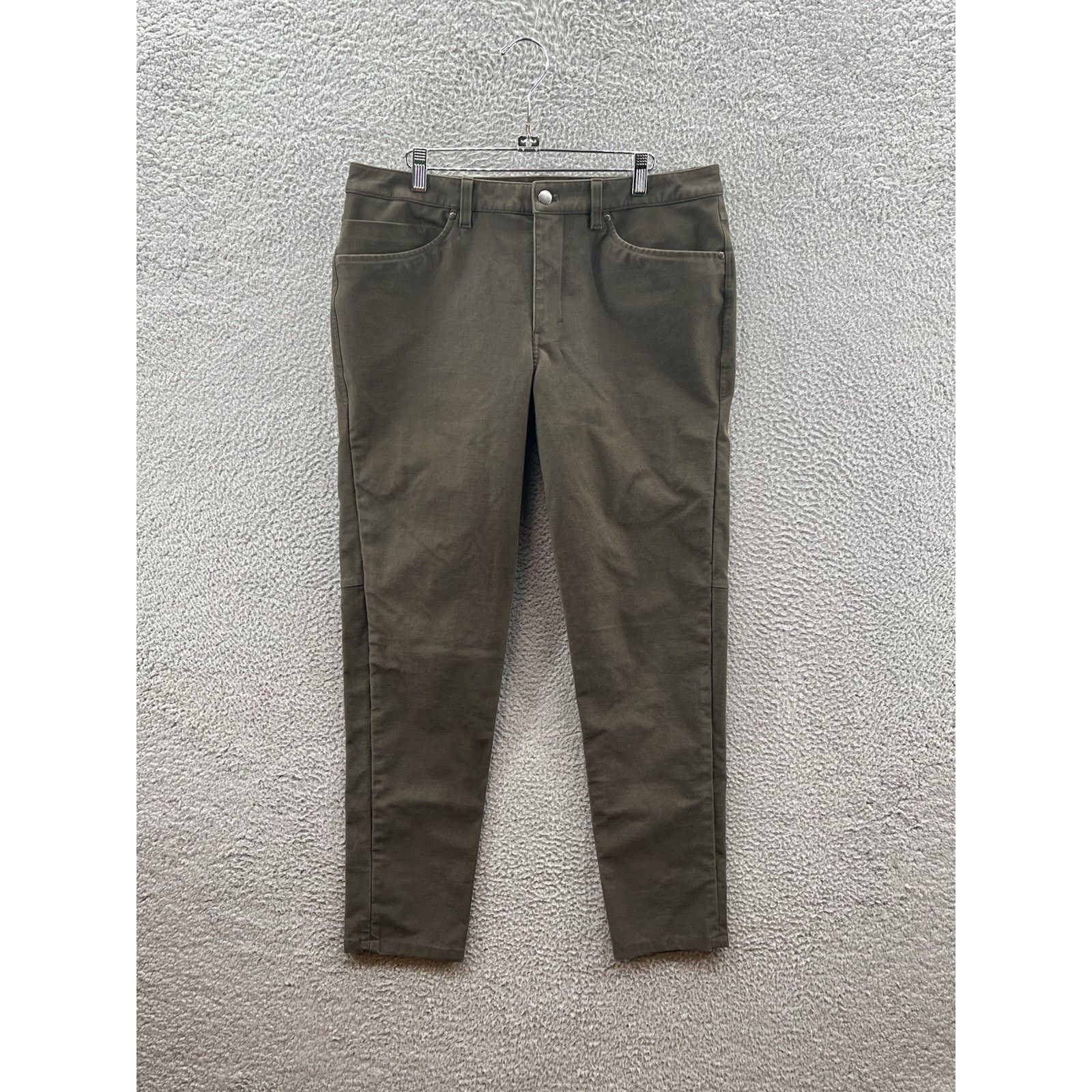 Lululemon Lululemon Pants 34 Green ABC Slim Fit Utilitech Cotton Blend Size US 34 / EU 50 - 1 Thumbnail