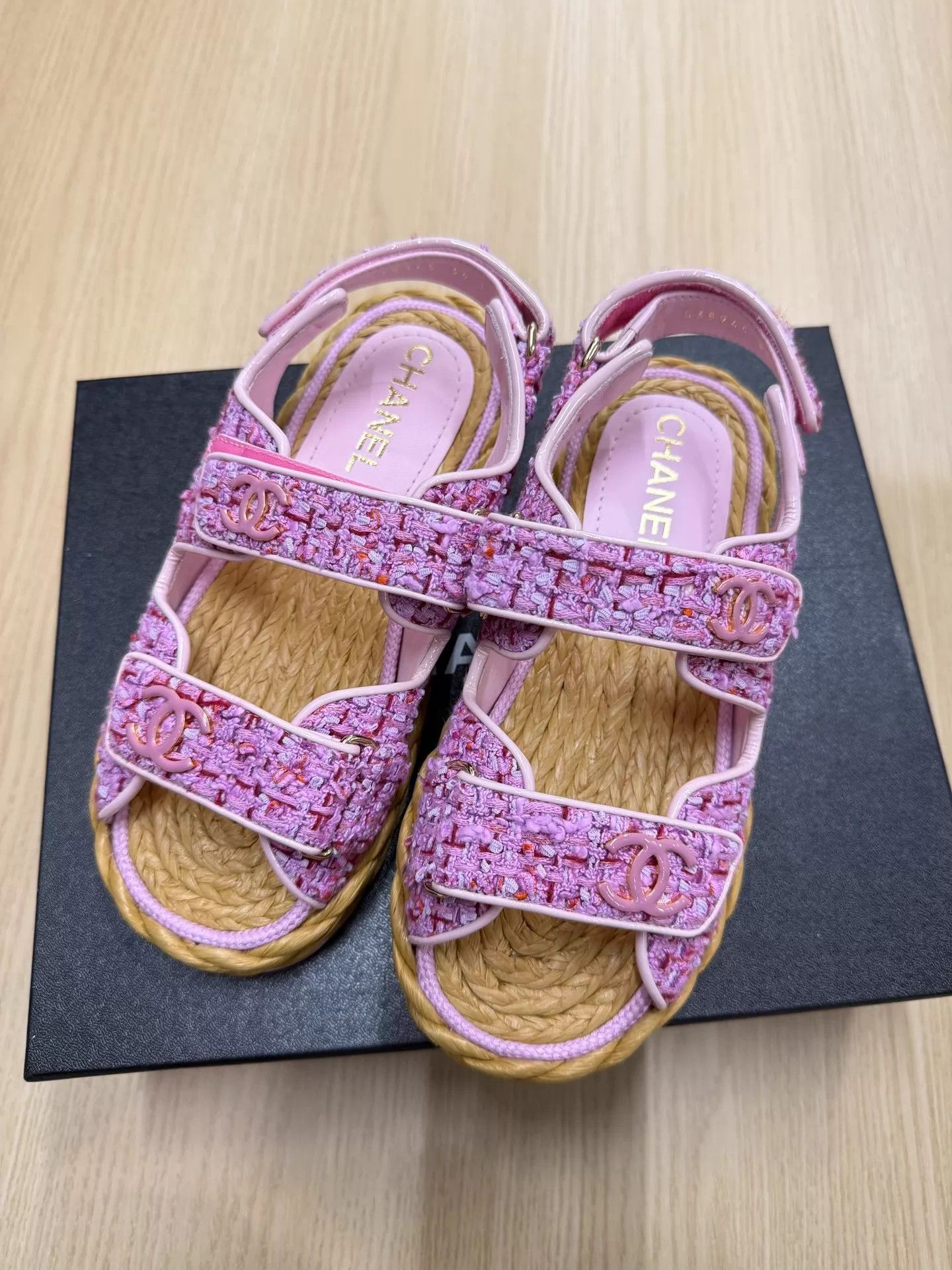 Chanel Chanel Pink Tweed Woven Velcro Sandals 36 Size US 5.5 / IT 35.5 - 1 Thumbnail
