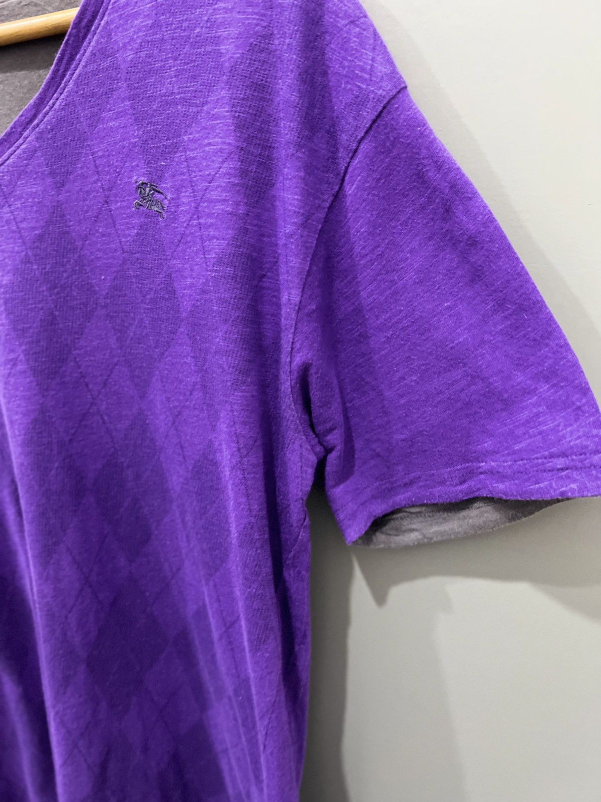 Burberry Black Label V Neck x Reversible Tshirt