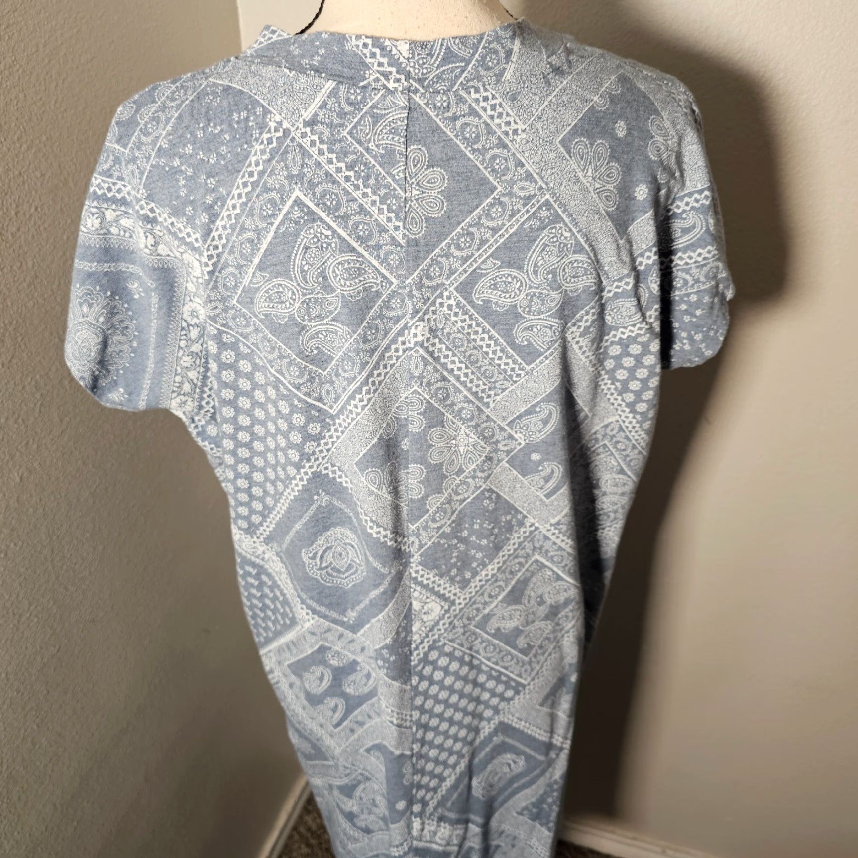 J. Jill J Jill Dress Medium Blue Bandana Print Pockets V Neck Shift Casual Knee Length Cotton Blend Size M / US 6-8 / IT 42-44 - 4 Thumbnail