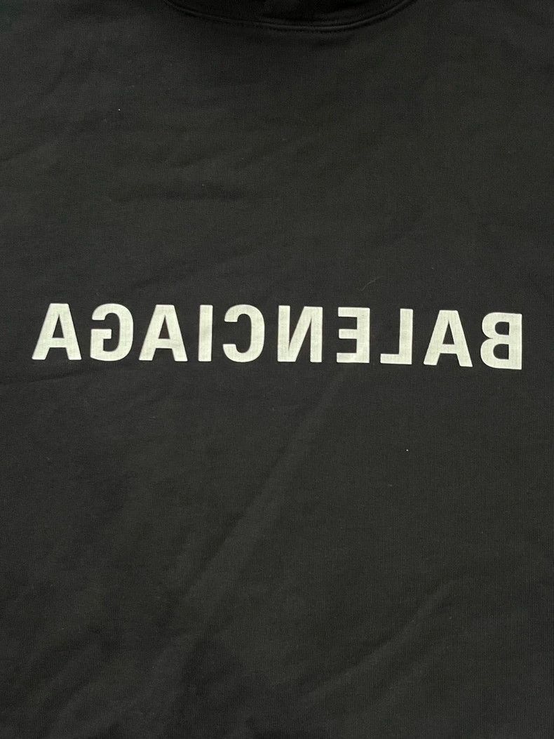 Balenciaga Balenciaga black balenciaga logo graphic long sleeve hoodi Size US M / EU 48-50 / 2 - 3 Thumbnail