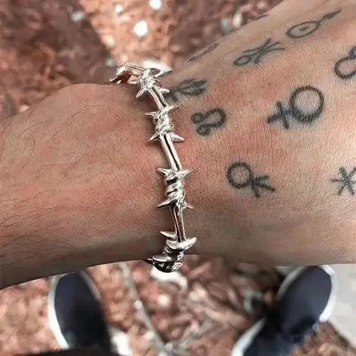 Jewelry Silver Thorn Bracelet Size ONE SIZE - 1 Thumbnail