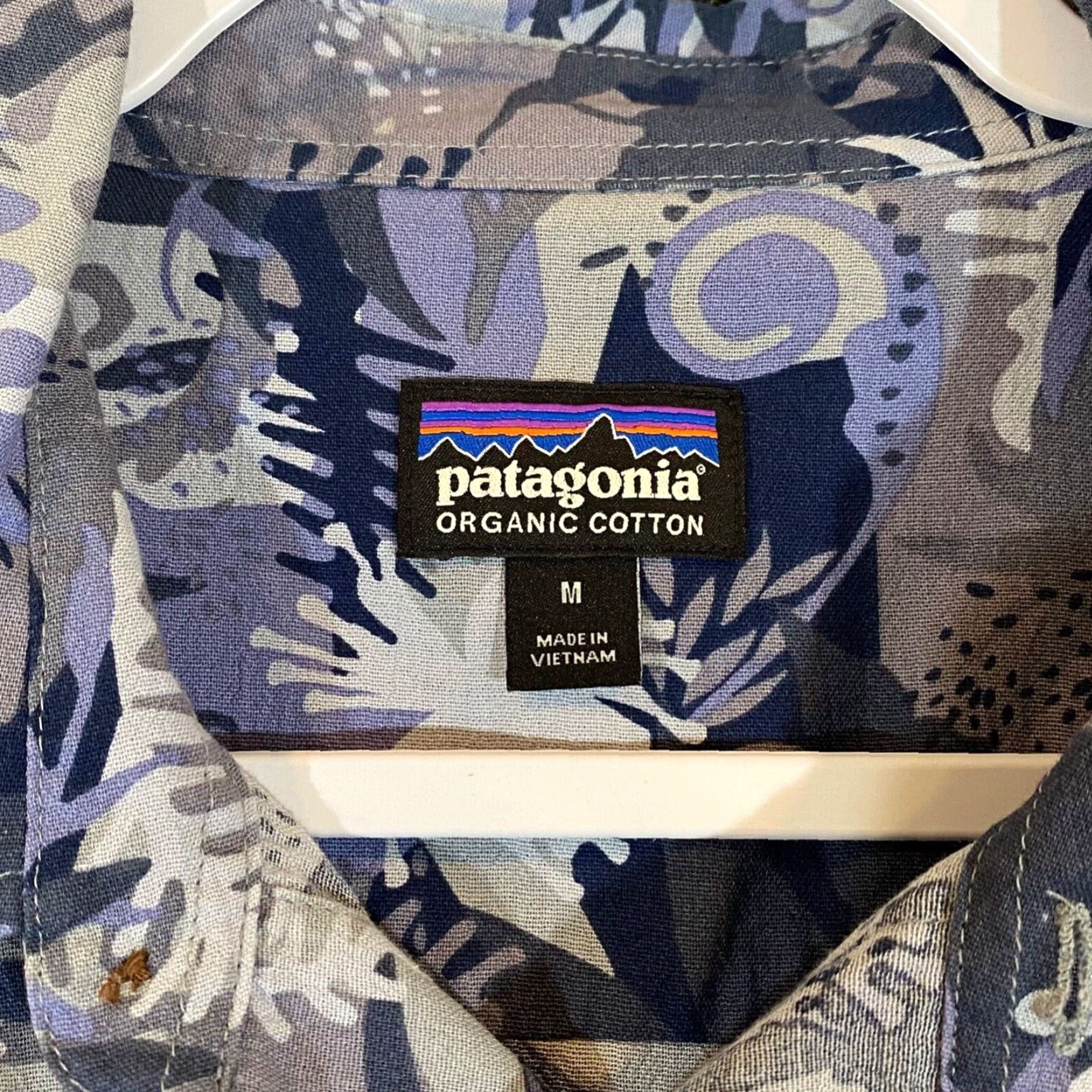 Patagonia Patagonia Shirt Mens Medium Blue Floral Button Up Outdoors S/S Organic Cotton Size US M / EU 48-50 / 2 - 2 Thumbnail