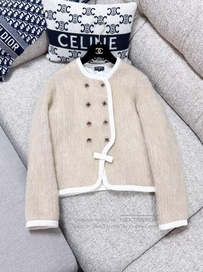 Chanel Chanel Khaki white double-breasted horsehair long-sleeved Size XS / US 0-2 / IT 36-38 - 2 Thumbnail