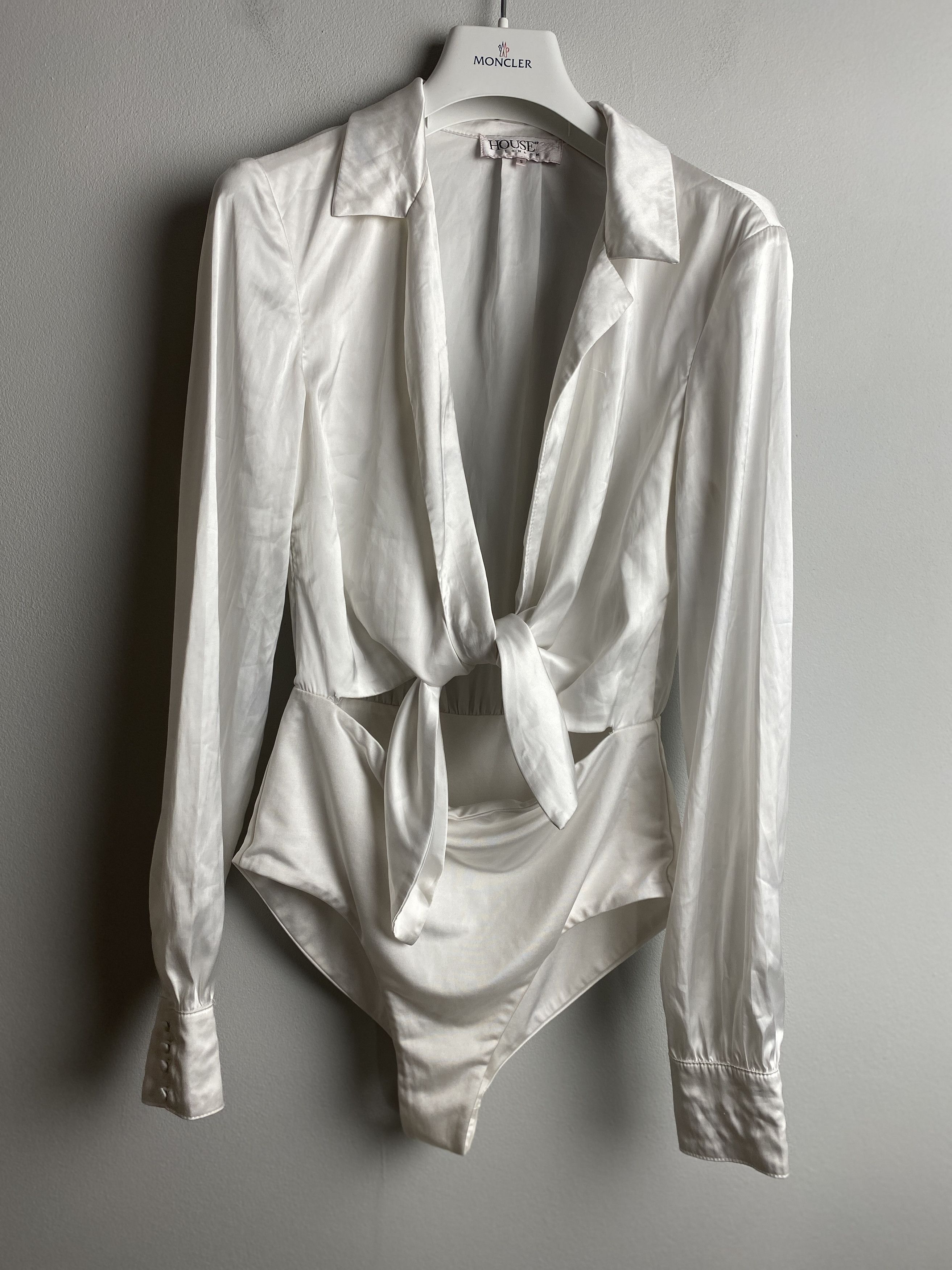 House of CB House of CB Orrnella Silky Shirt Bodysuit Size S / US 4 / IT 40 - 1 Thumbnail