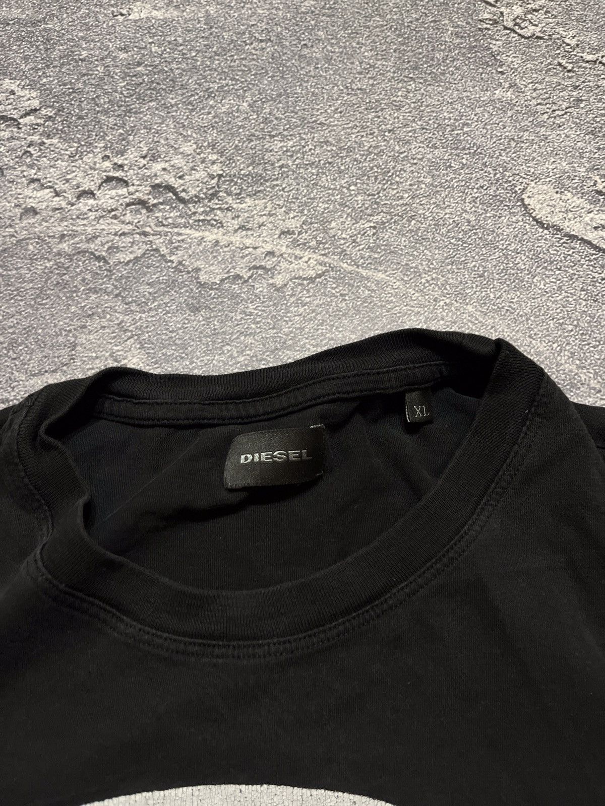 Vintage Diesel Moon Wolfs Gothic Logo Tee Size US XL / EU 56 / 4 - 5 Thumbnail