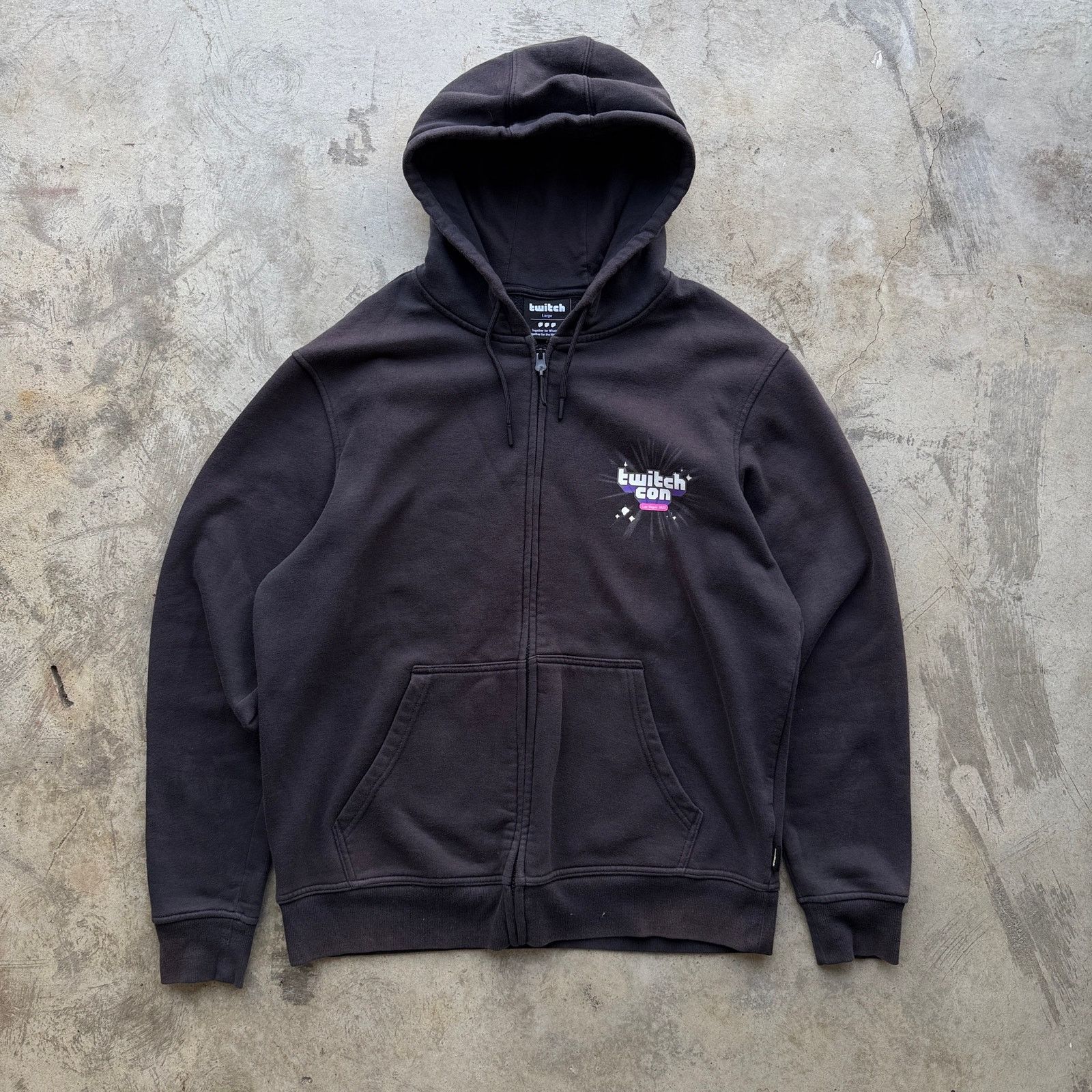 Other Rare Official TwitchCon 2023 merch Zip Hoodie Large Gaming Size US L / EU 52-54 / 3 - 2 Thumbnail