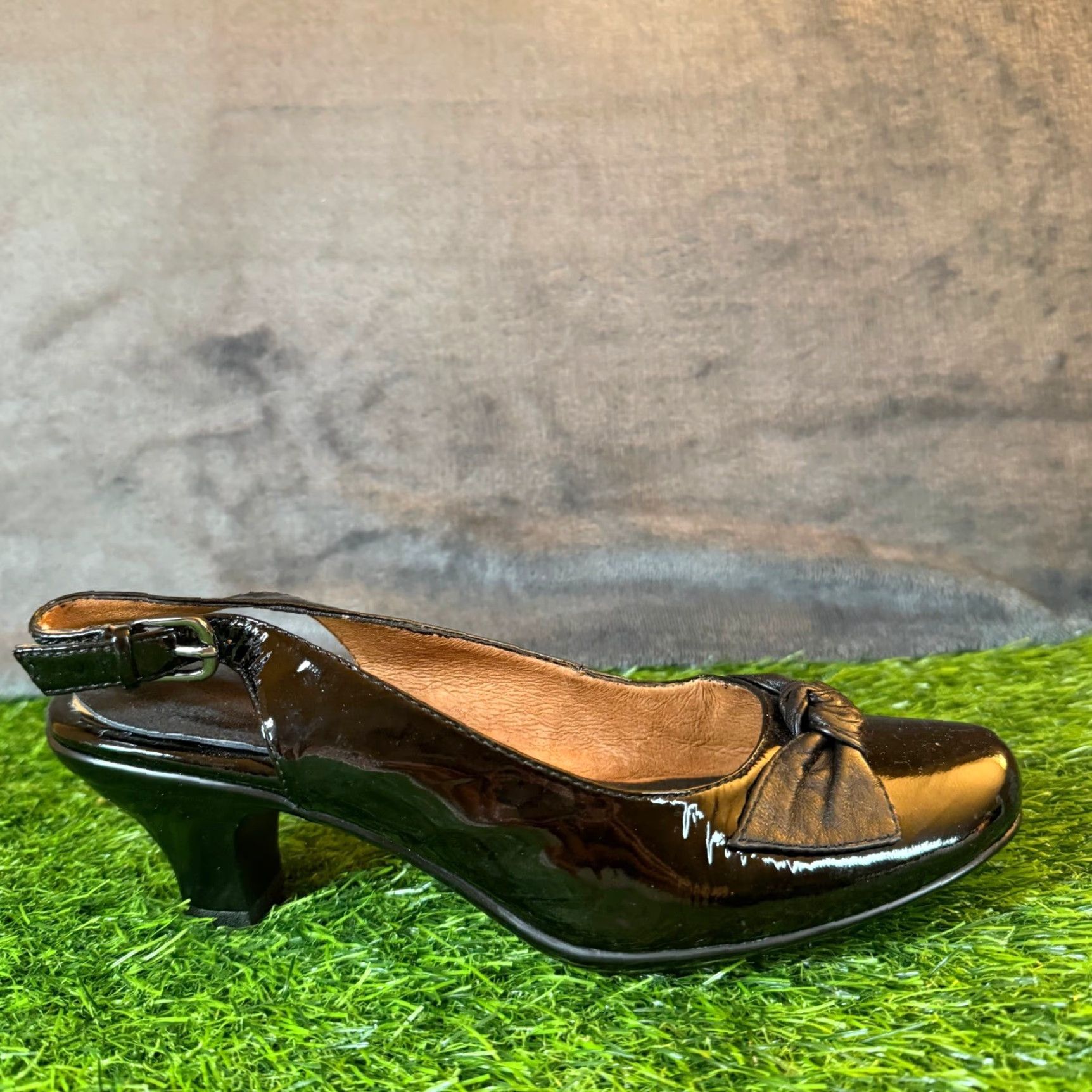 Vintage Sofft Black Patent Leather Slingback Pumps Kitten Heel Dress Shoes Womens 7 M Size M / US 6-8 / IT 42-44 - 2 Thumbnail